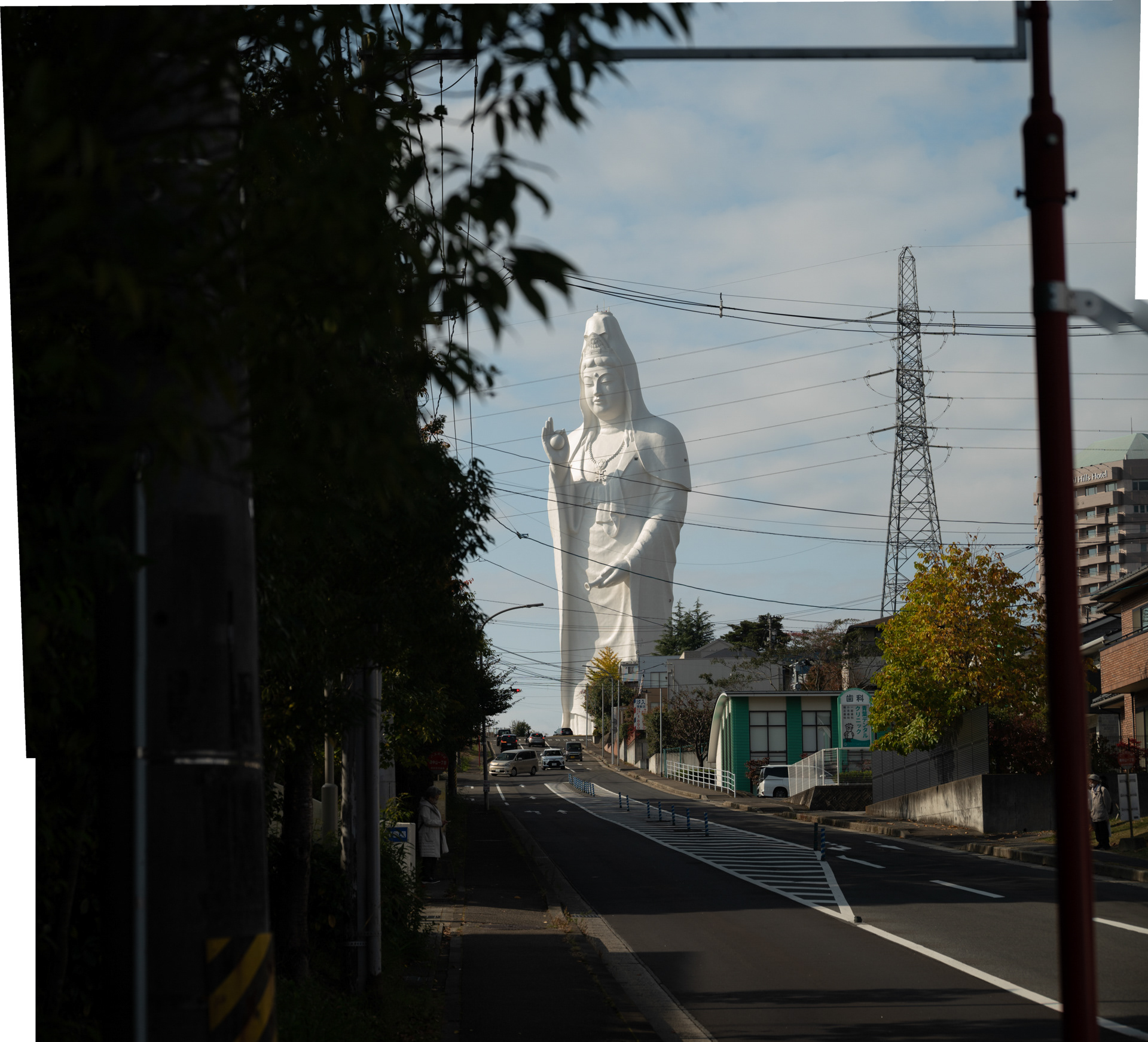 Sendai Dai Kannon (White-Robed Colossus)