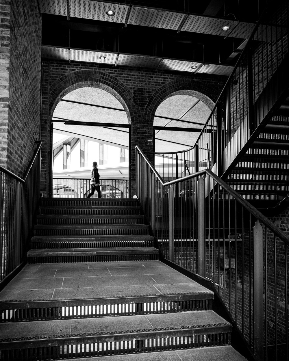 New stairway circulation inside the arcade sheds, Coal Drops Yard. Image © Nik van Herpt