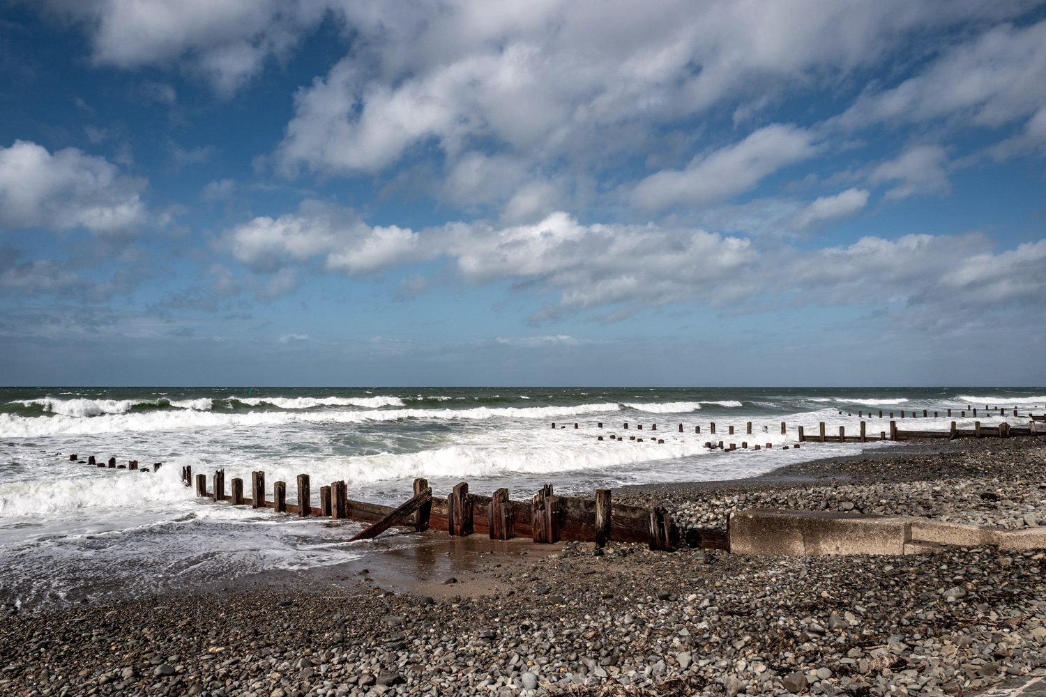 Barmouth beach, Wales. Image © Nik van Herpt