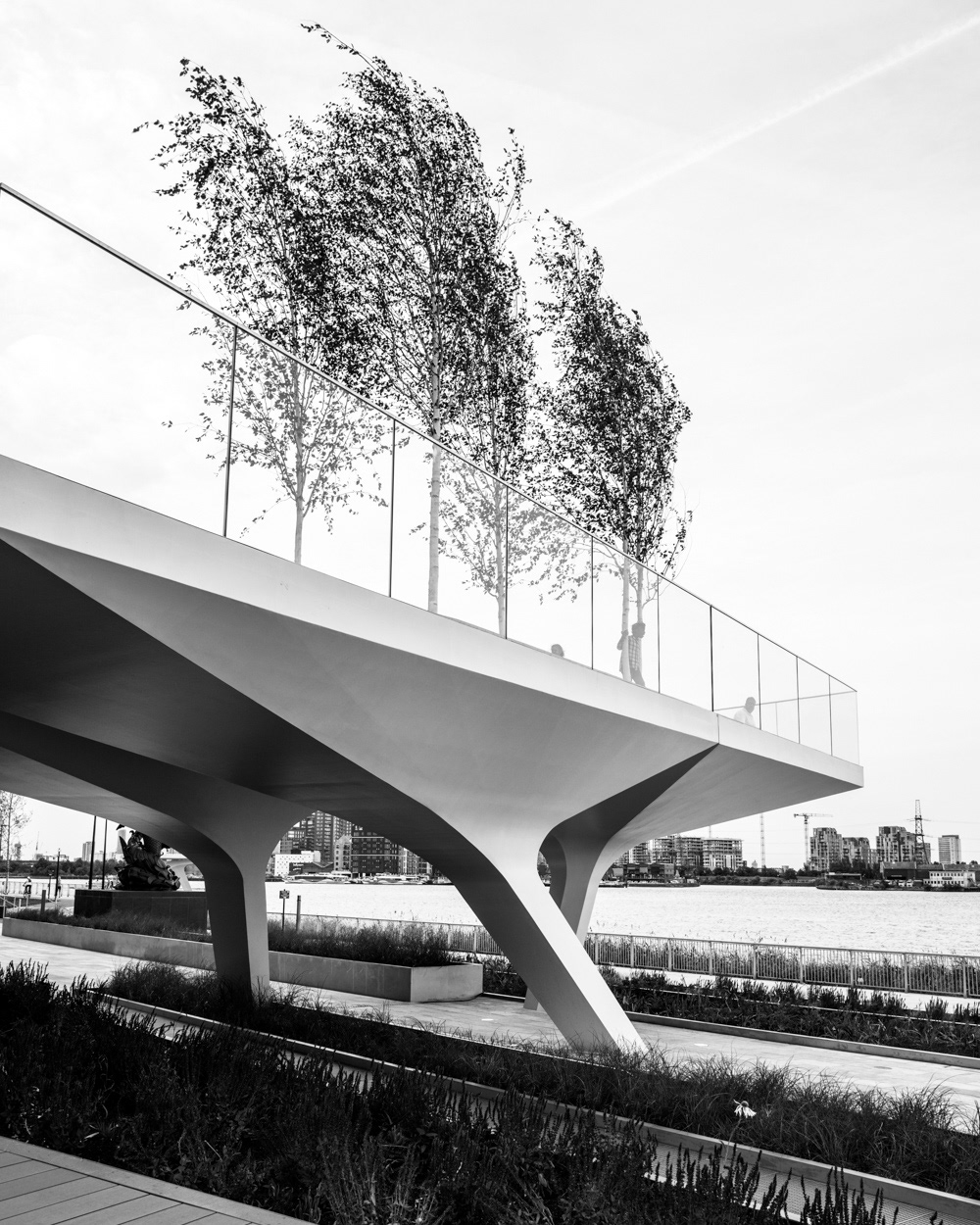 A family enjoying The Tide. Image © Nik van Herpt