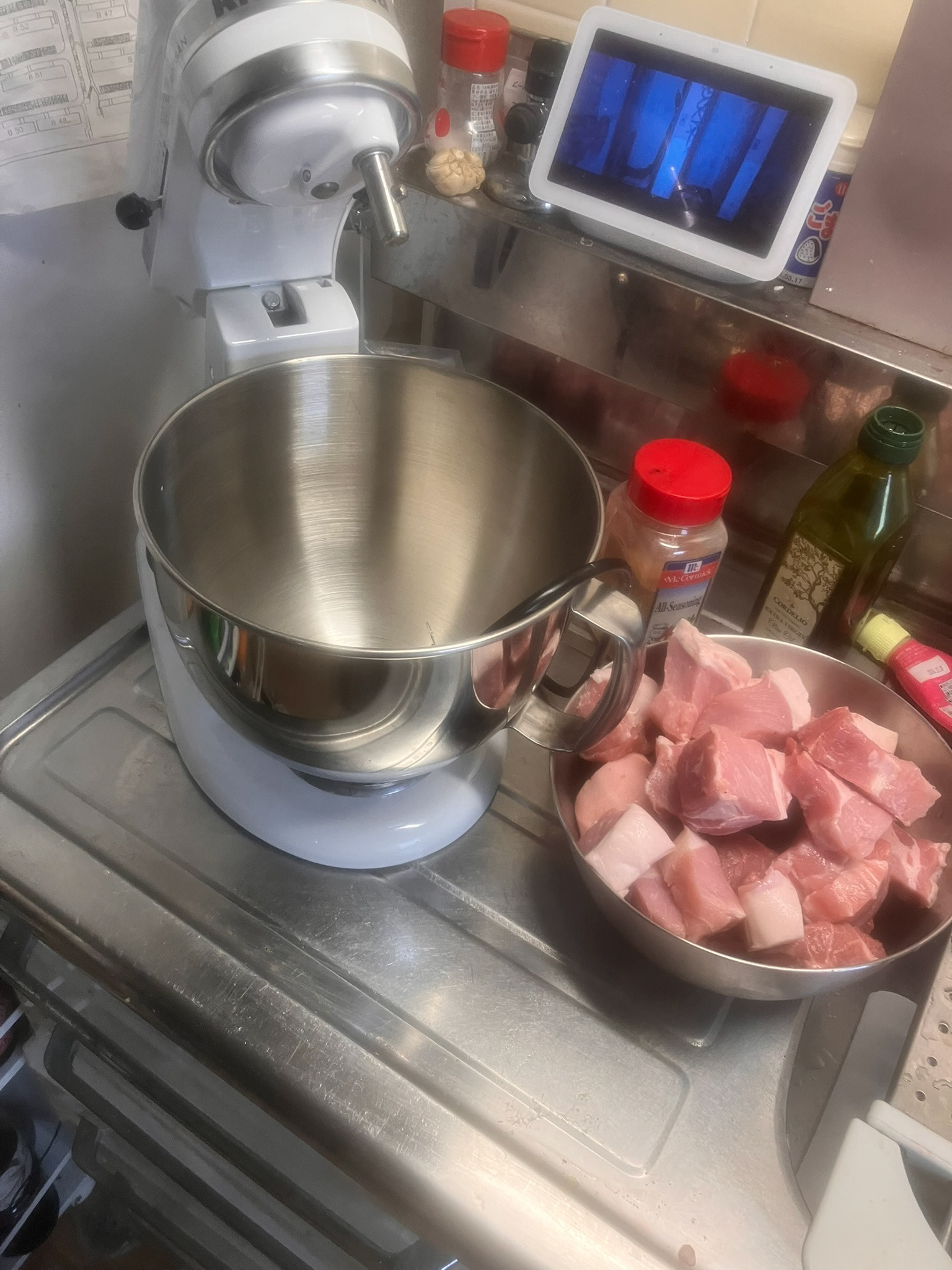 ソーセージ仕込みました。