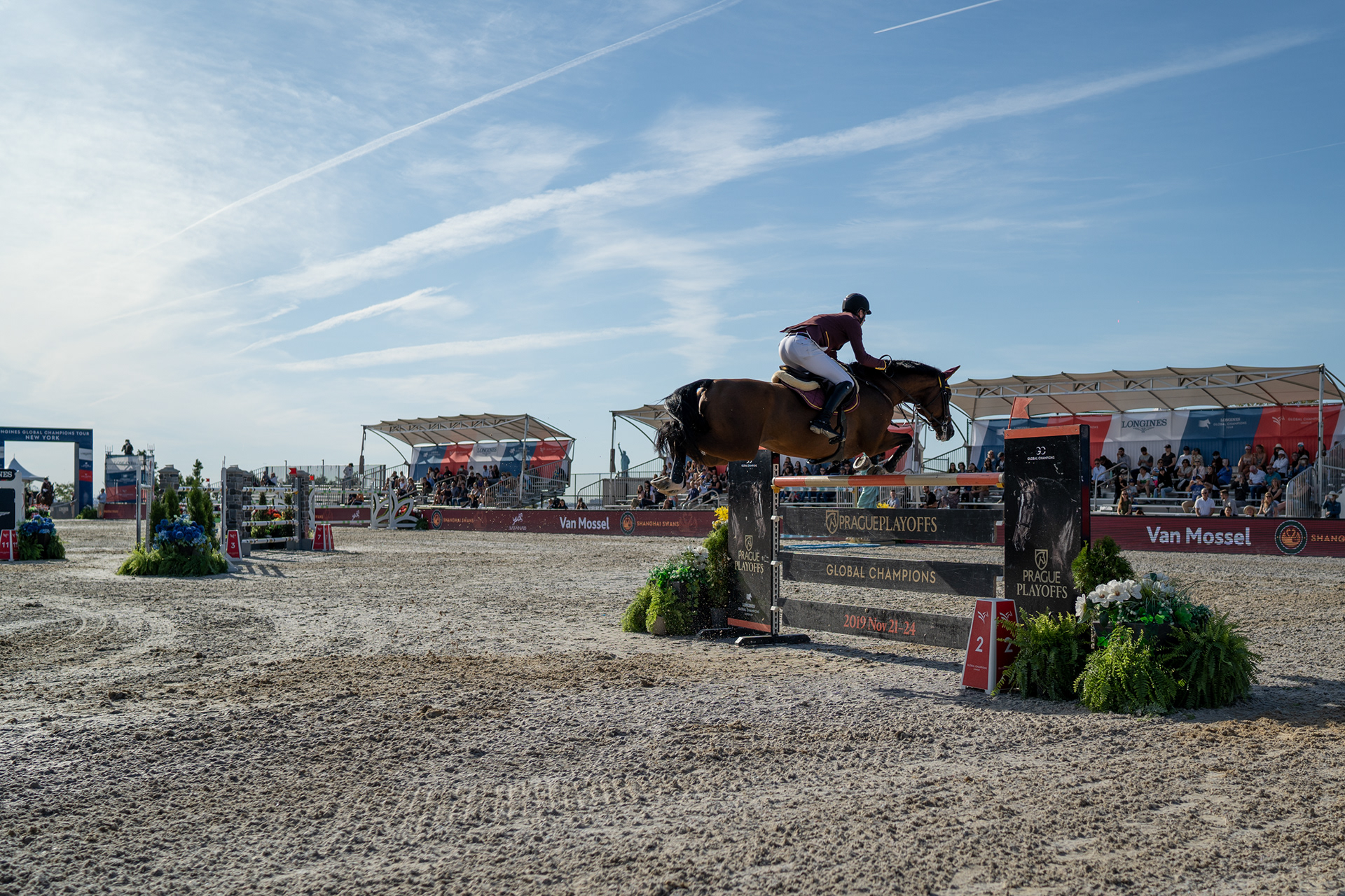 Governer’s Island, New York — September 27, 2019. A member of the Shanghai Swans midway through his lap.