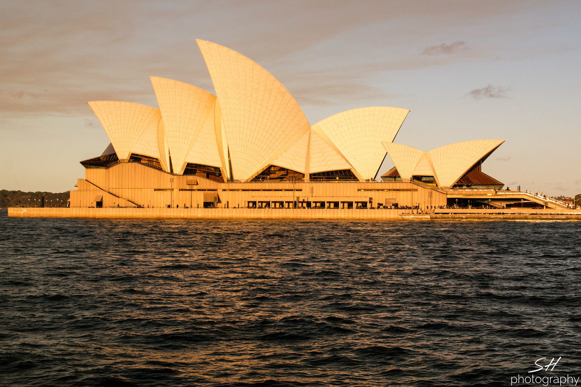 Sunset on Sydney Opera House
