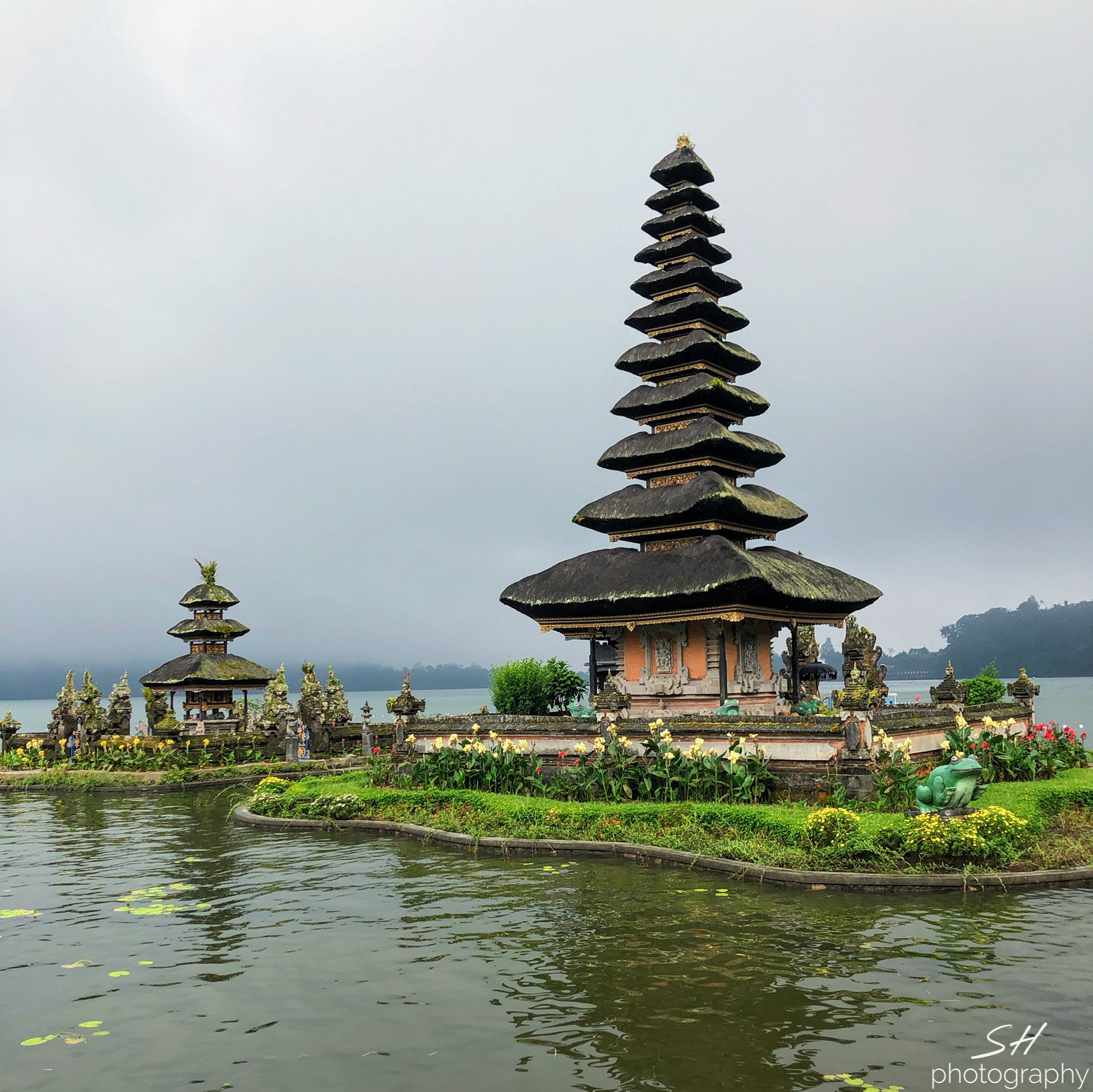 Ulun Danu Bratan Temple