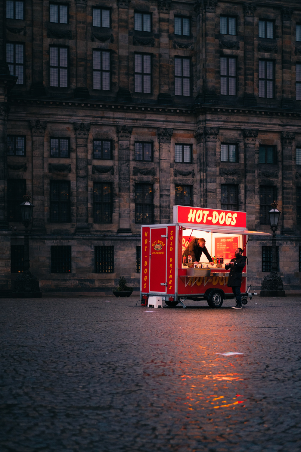 2018-1014 - Hot Dog Stand, Amsterdam