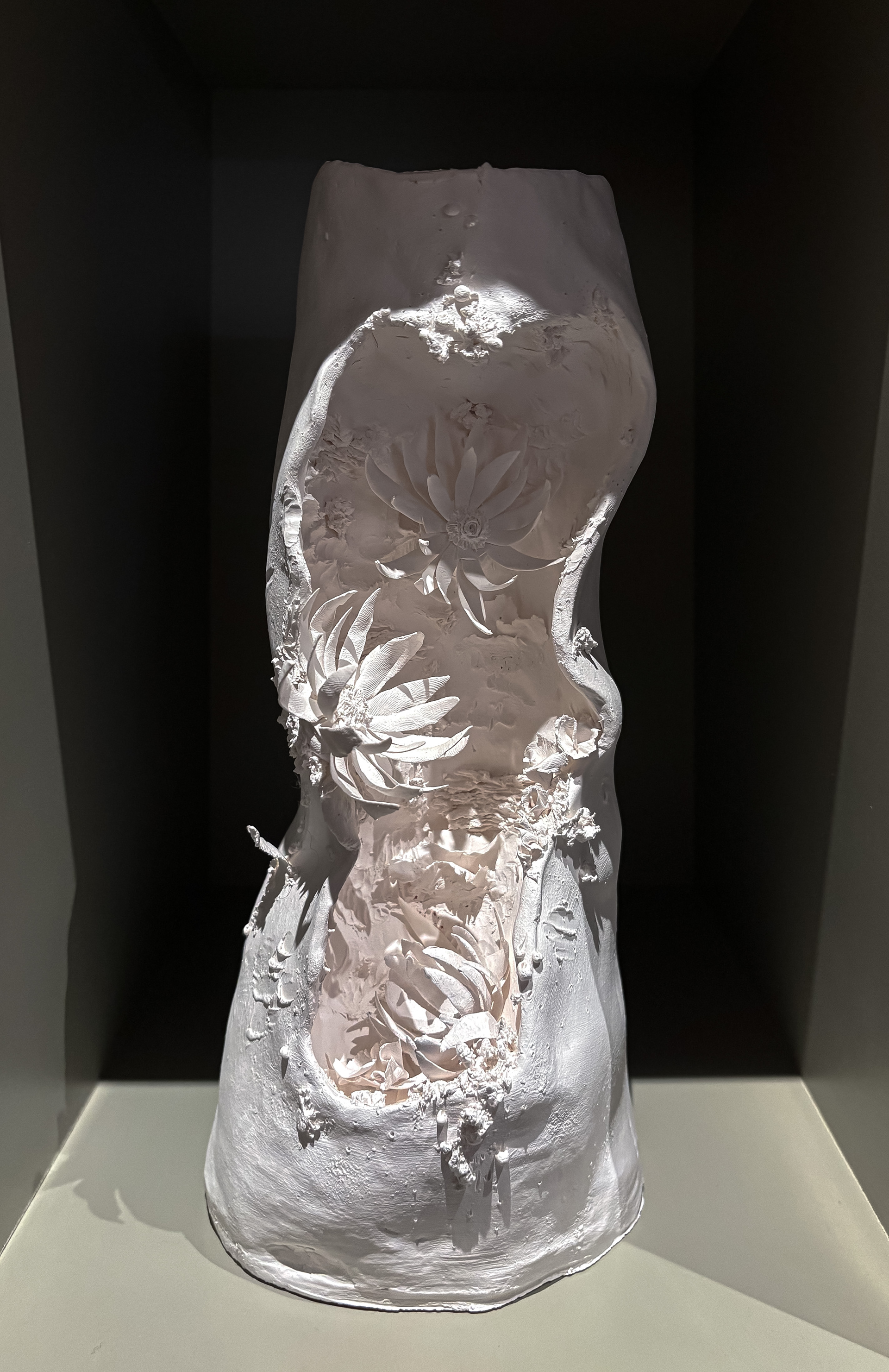 Decay, paper porcelain, 2020