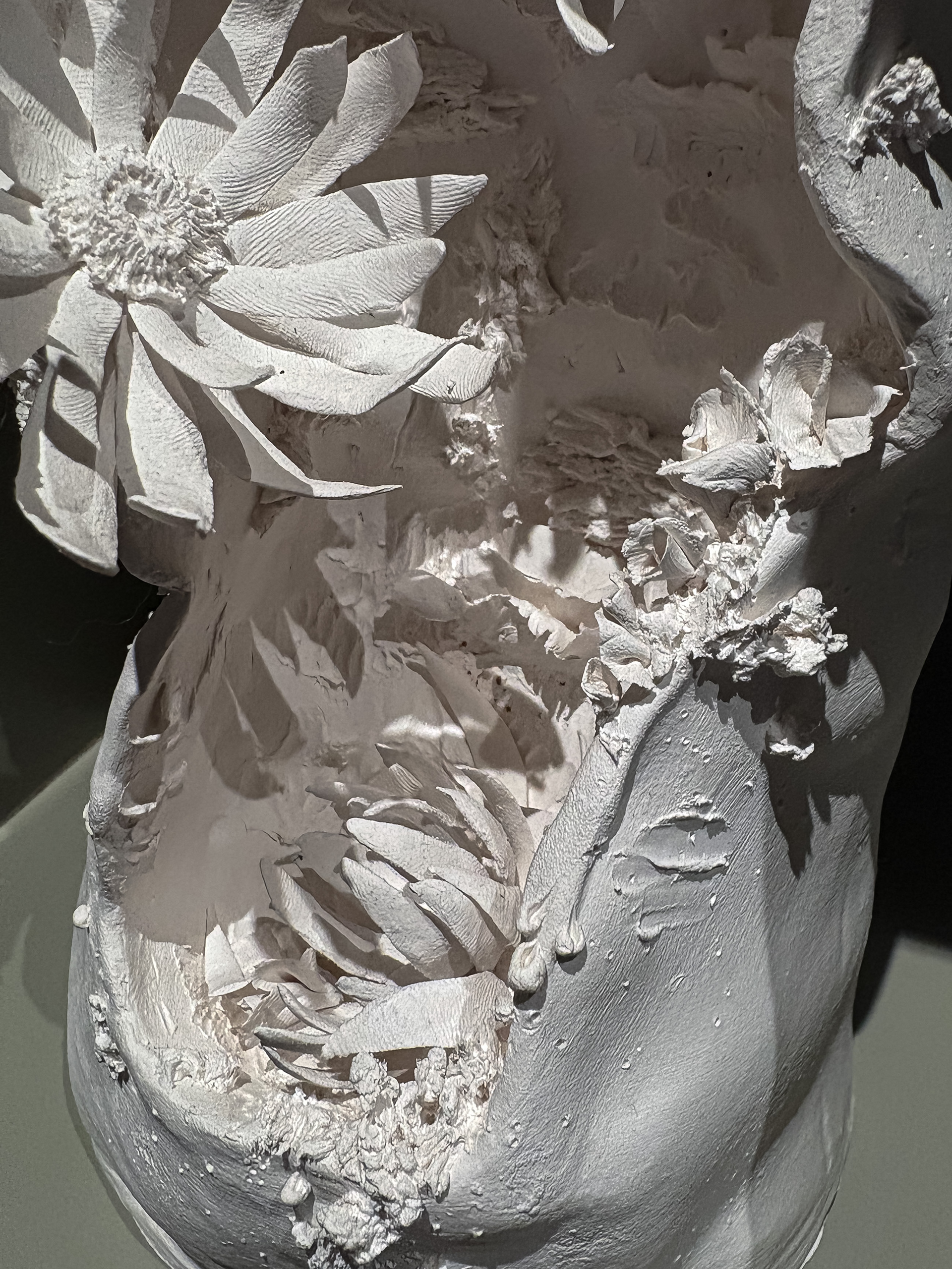 Decay, paper porcelain, 2020