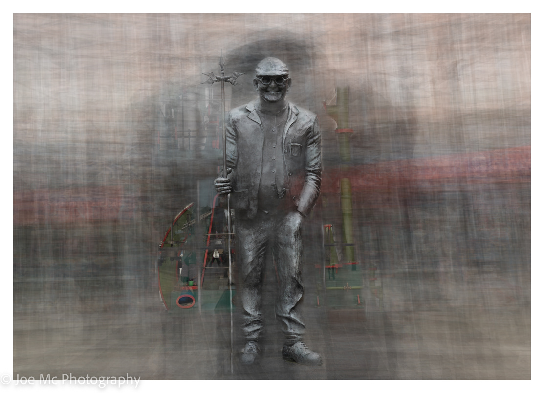 Fred Dibnah in front of Corliss steam engine Bolton Uk.