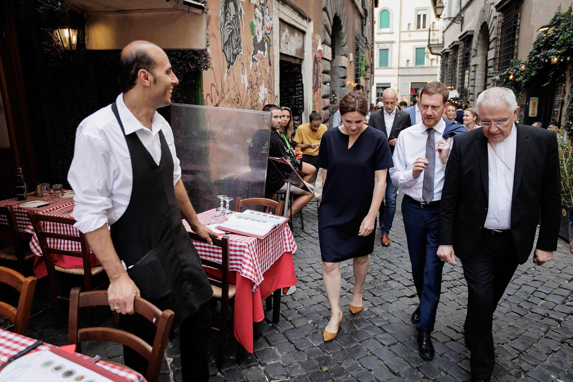 Michael Kretschmer (Mitte), Ministerpräsident des Freistaates Sachsen,  Rom, 17.06.2022, fotografiert für Sächsische Staatskanzlei