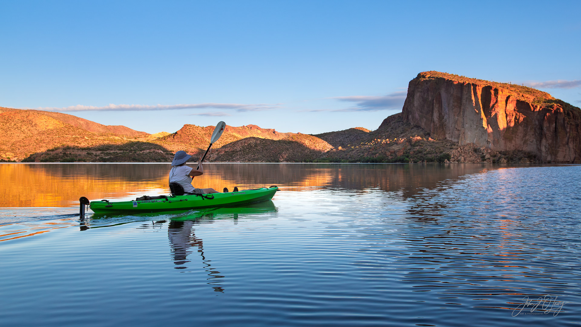 KAYAKING EARLY AT CANYON LAKE - ARIZONA