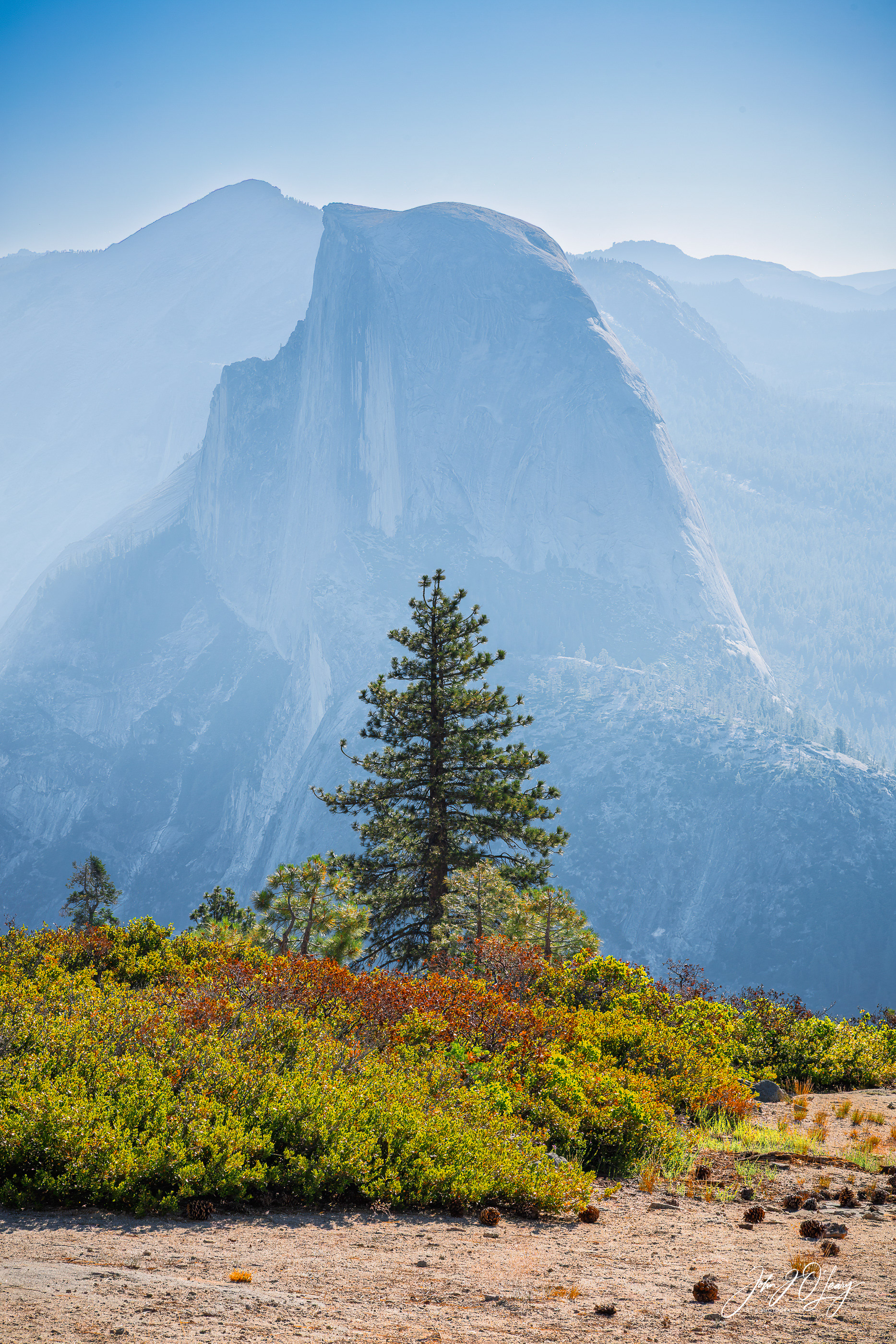YOSEMITE'S HALF DOME - CALIFORNIA