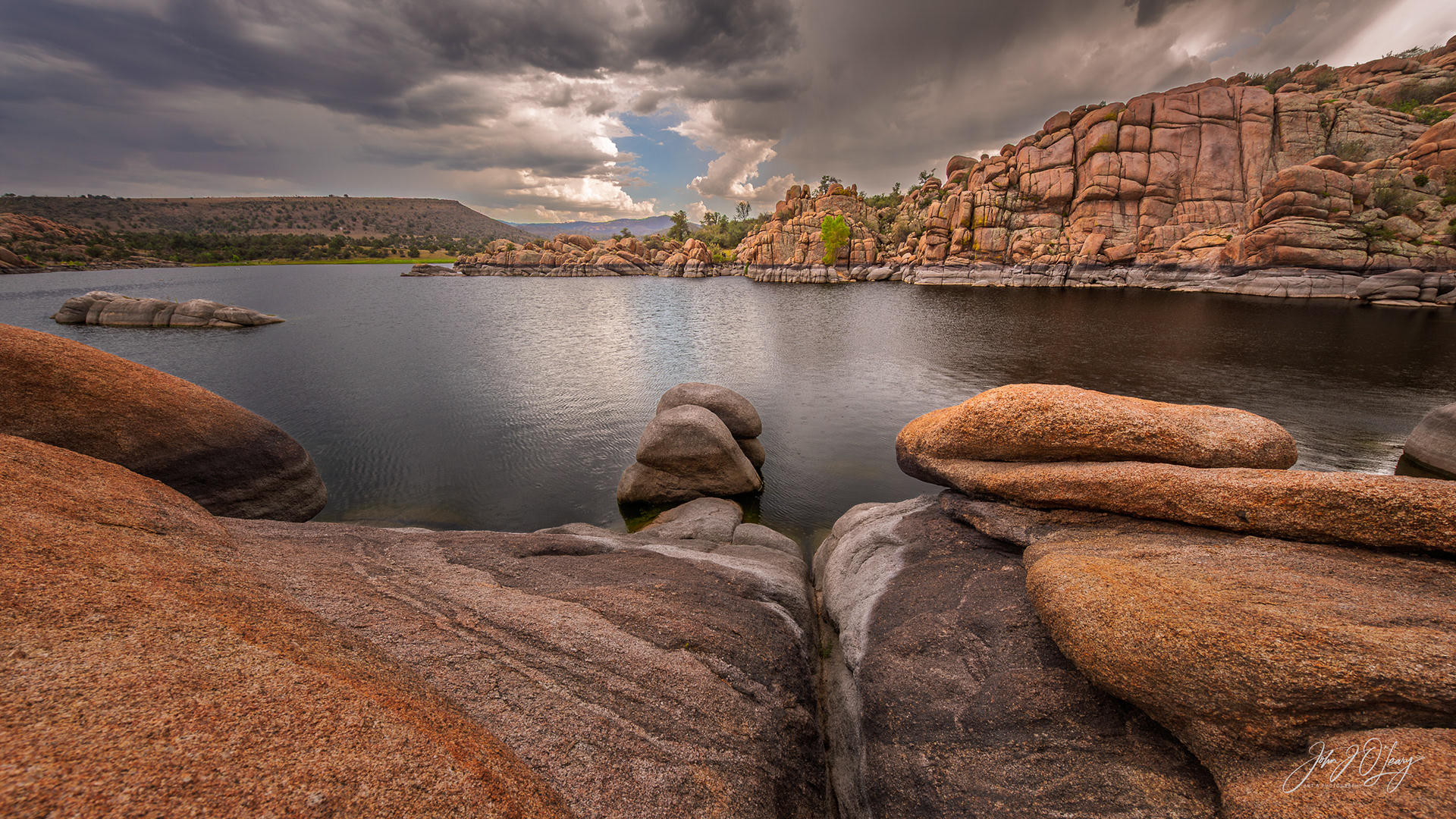 STORM AT WATSON LAKE - ARIZONA