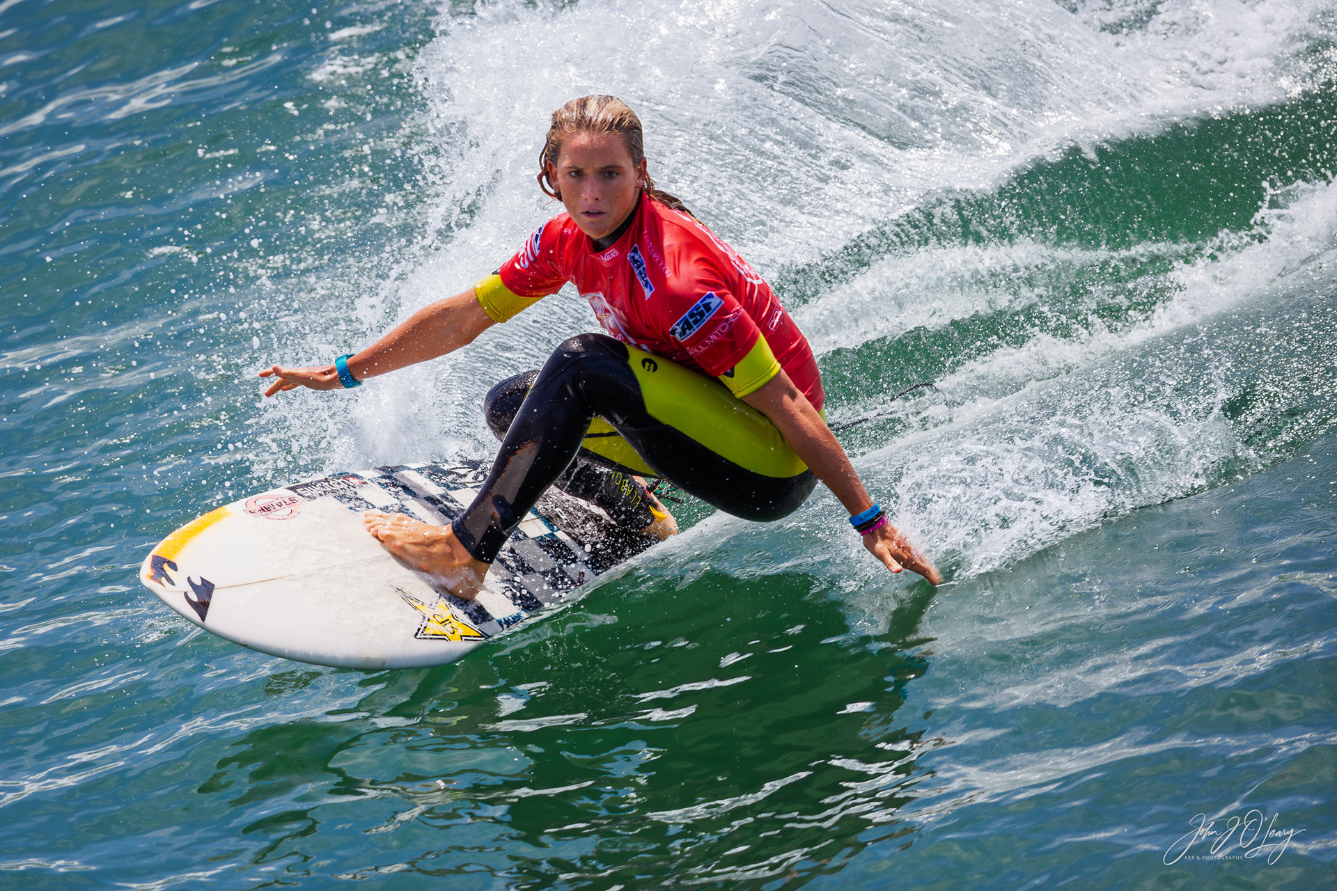 FEMALE SURFER - CALIFORNIA