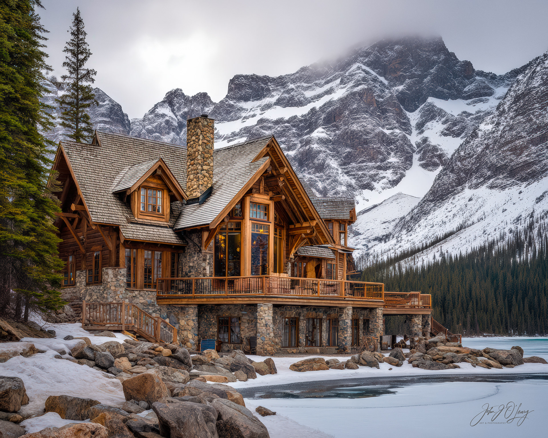 LOG HOME ON MOUNTAIN LAKE