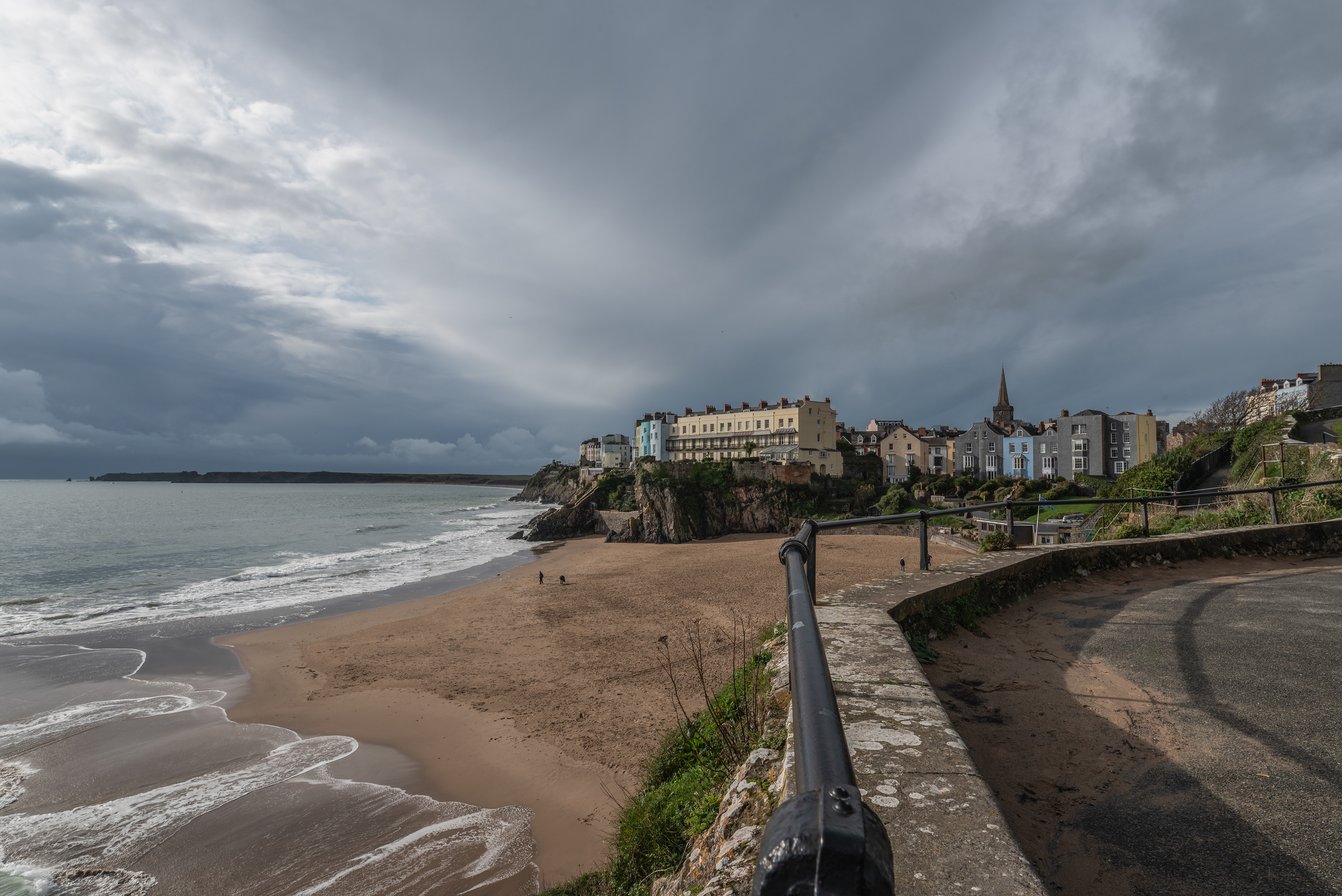 Tenby Castle Beach