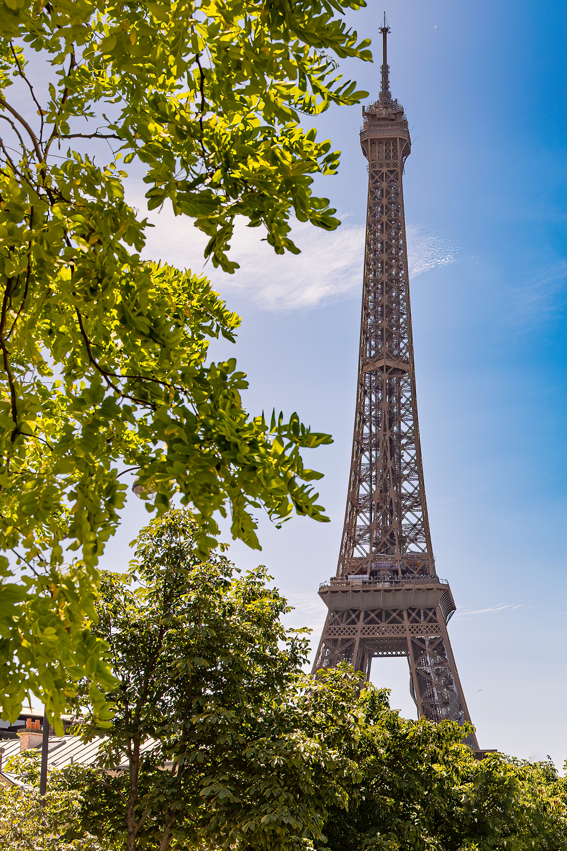 EIFFEL TOWER