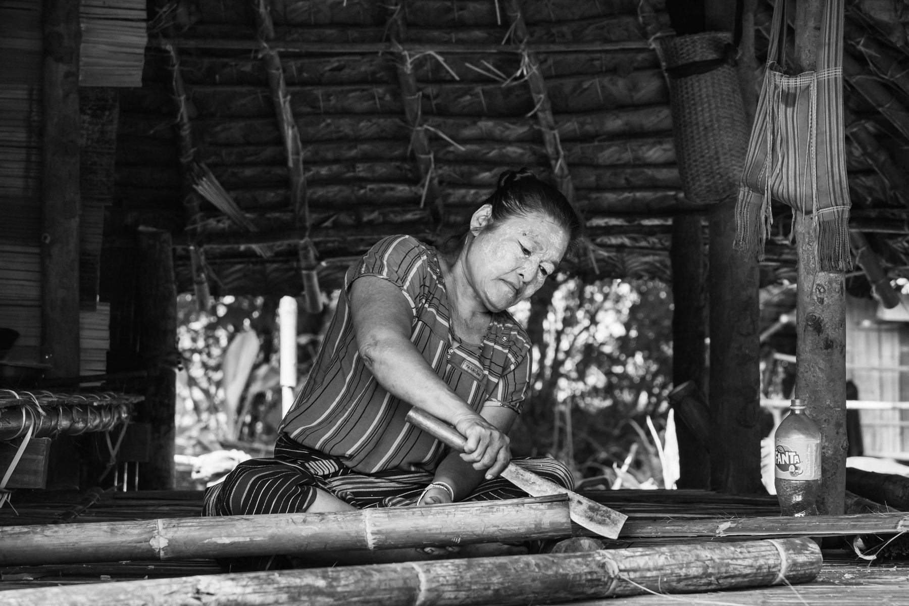 Karen displaced person in a camp near the Thai border in territory controlled by the Karen National Liberation Army (KNLA). Kanele IDP camp, Way Lay, Kayin State, Myanmar. June 2022