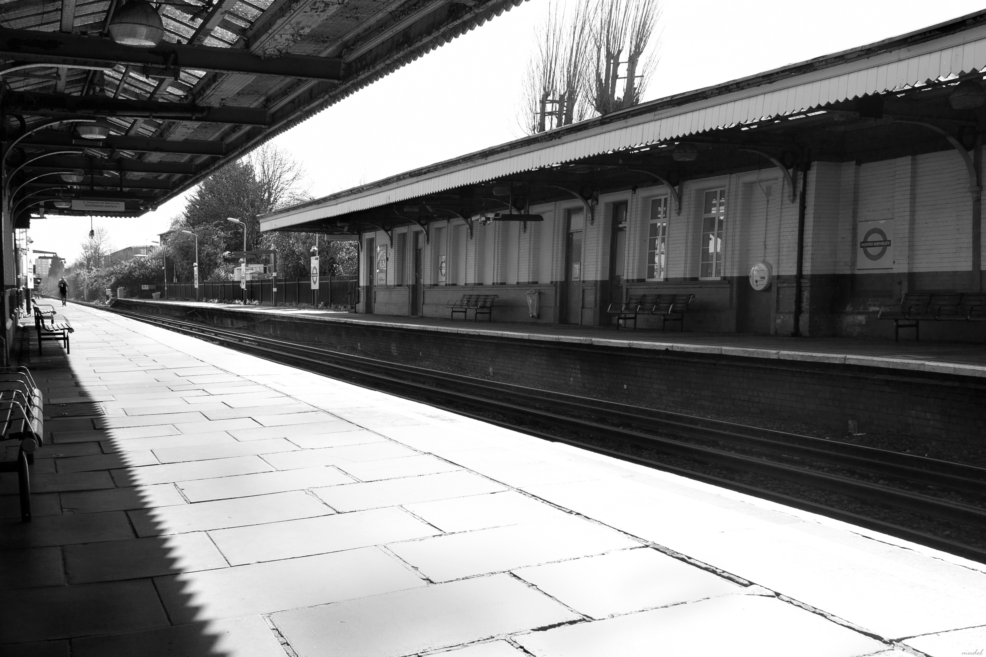 mind the gap, North Wembley station in quarantine (2020)