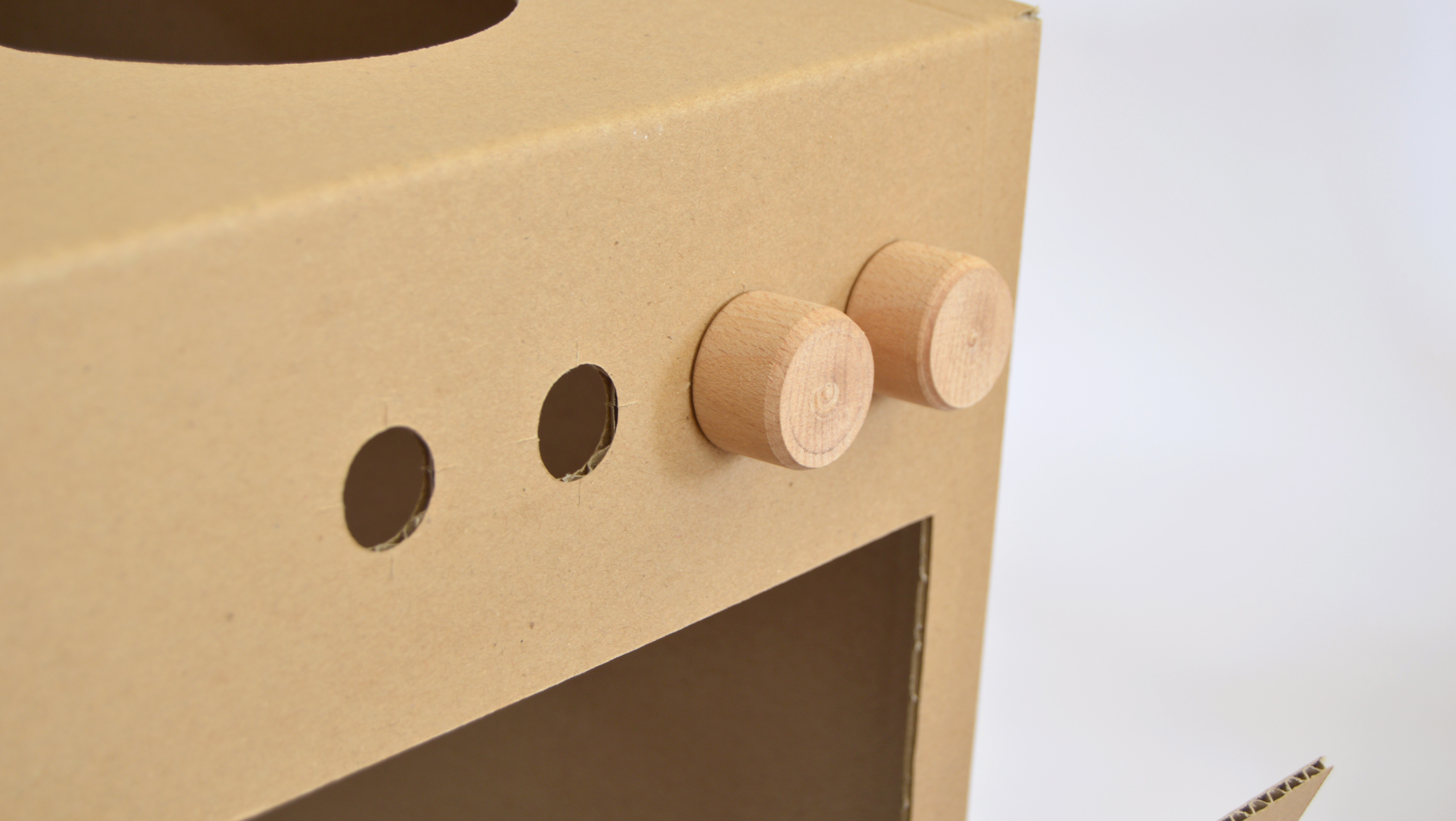 Experiments with wooden knobs