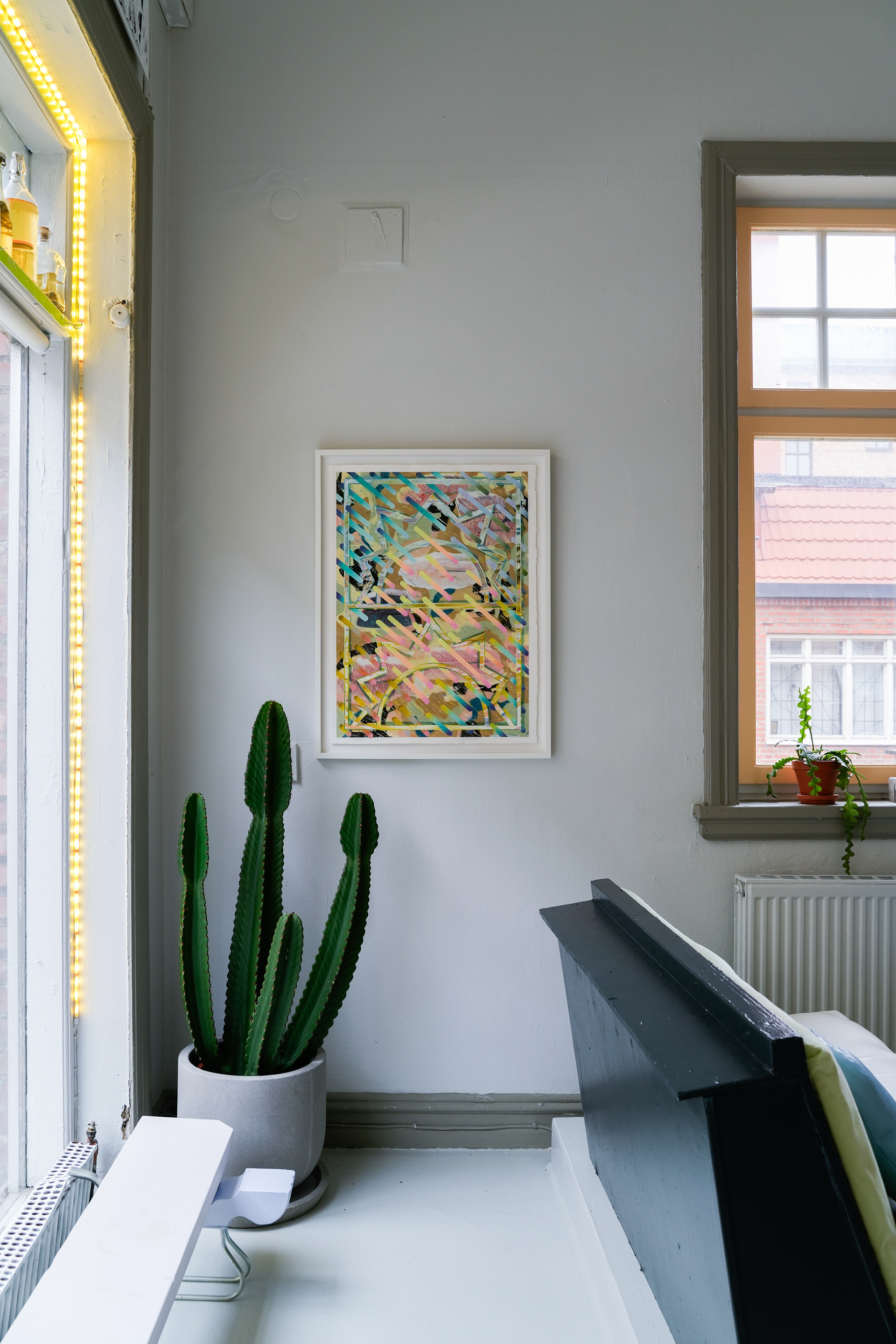 Chrystal Fisher, Sun sisters, 2023, oil on paper, 76 x 57 cm