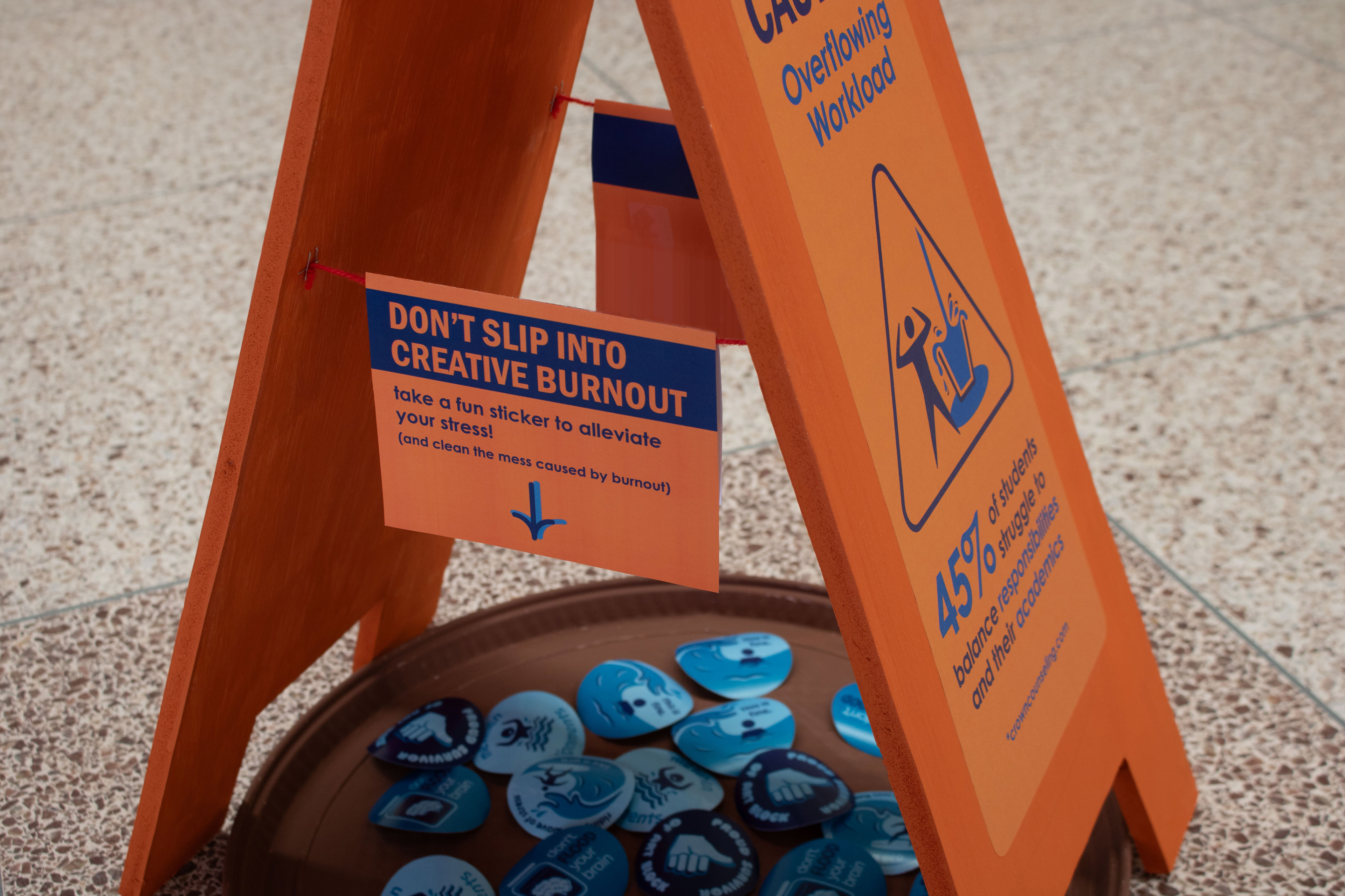 Note encourages students to take a sticker.