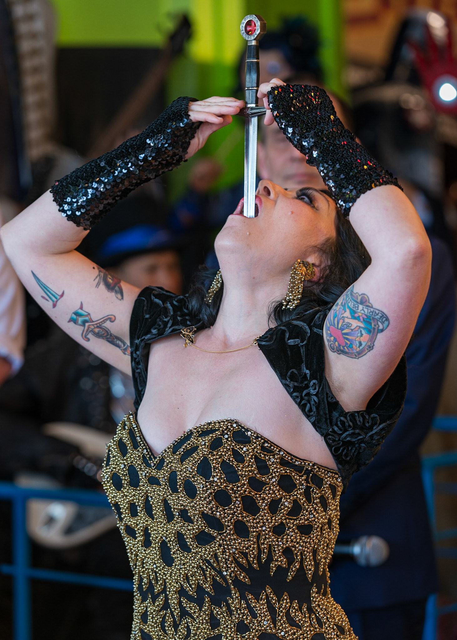 World Sword Swallowers Day 2016 | Ripley's Believe It or Not Odditorium | Fisherman's Wharf