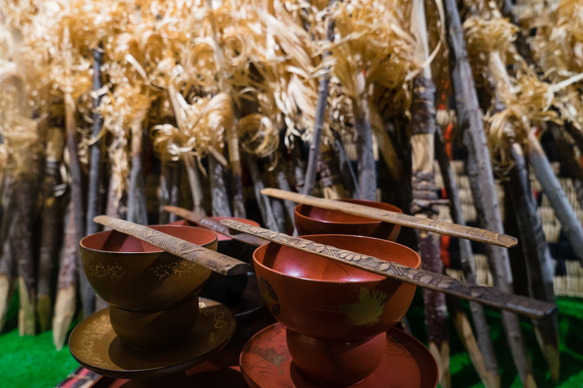 Ainu crafts on display at Shakushain memorial hall | Mauta Park