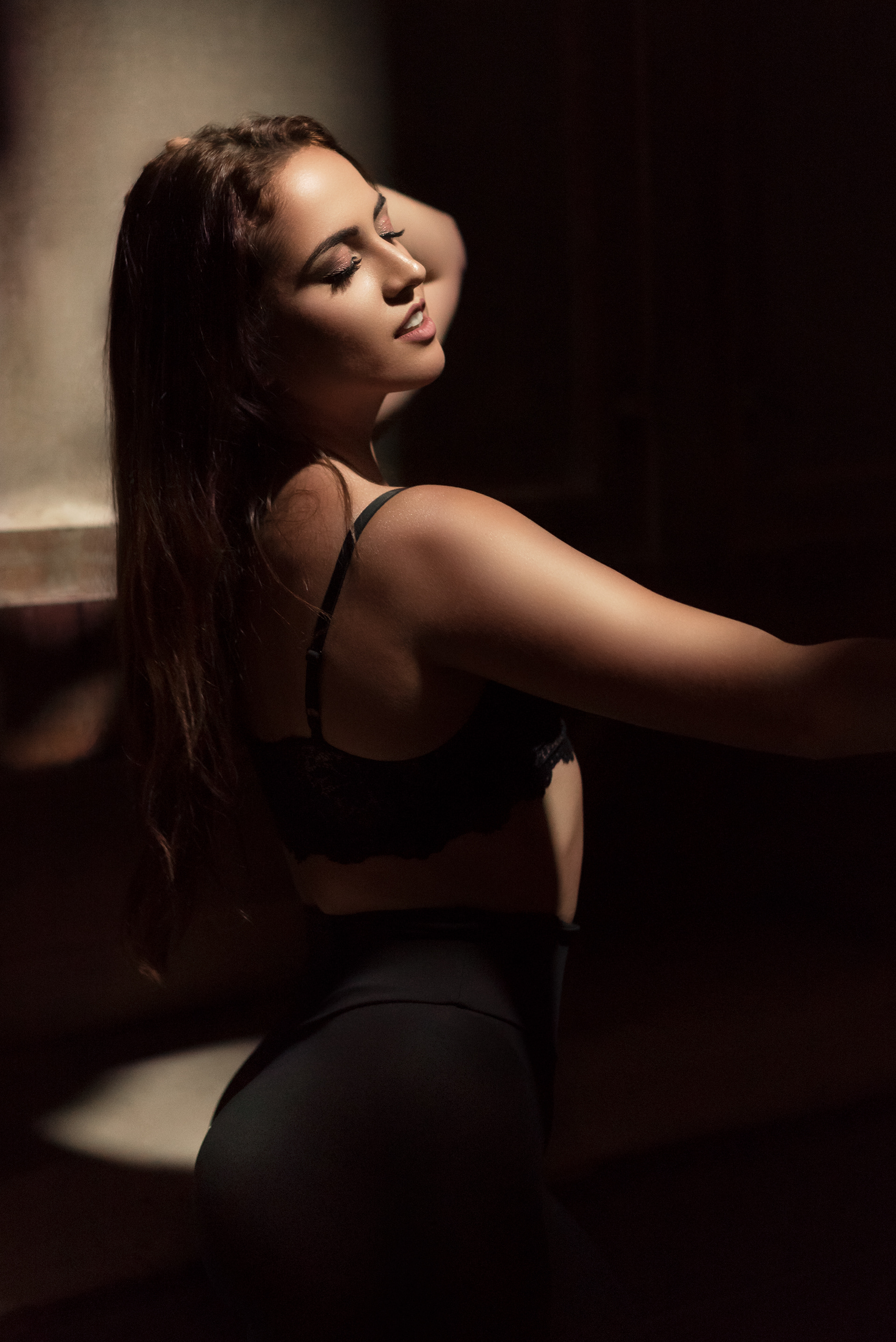 Model: Luiza Motyka | Photographer: Matt Biena