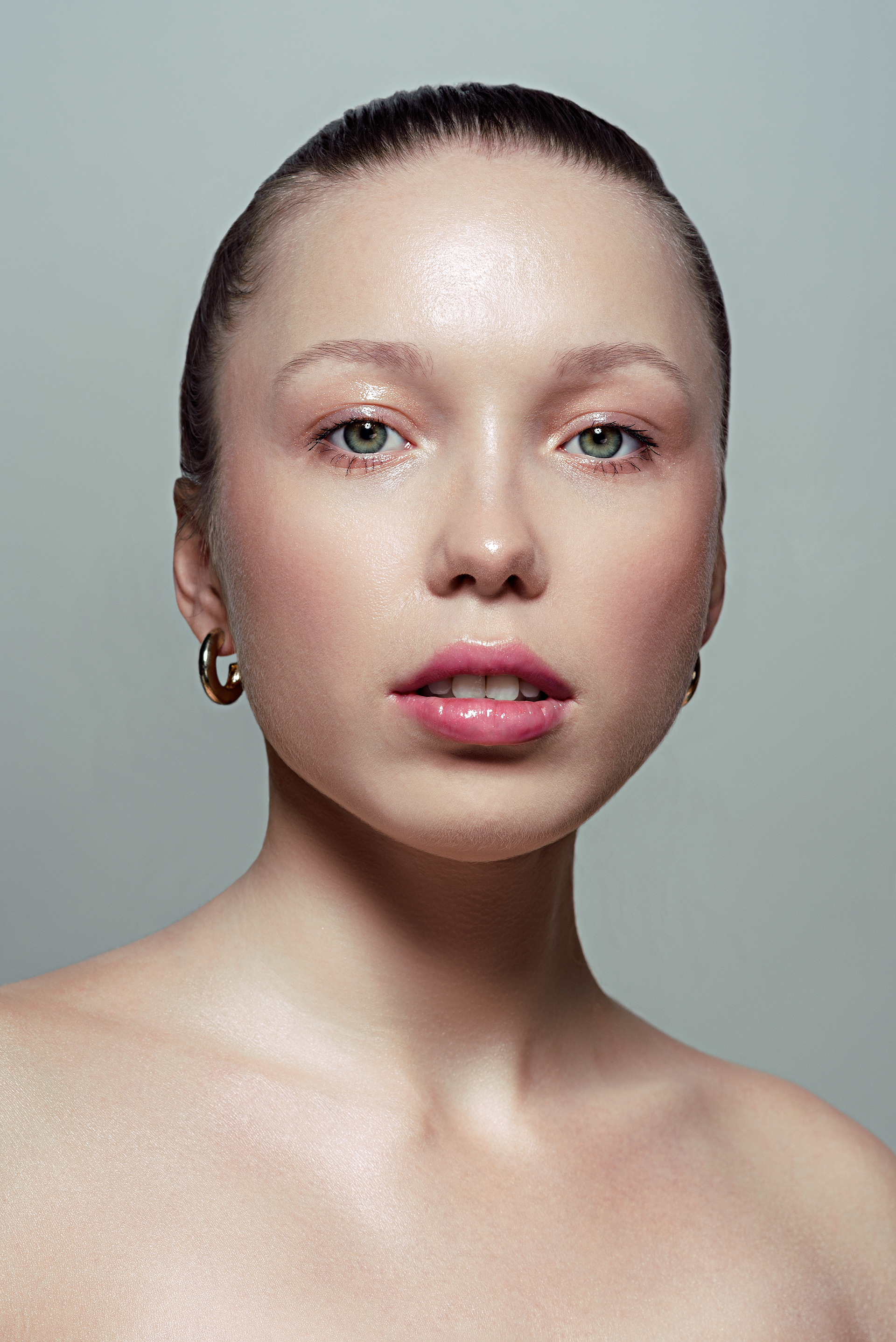 Photo: Matt Biena Makeup: Paulina Gozdek Model: Aneta Krawel