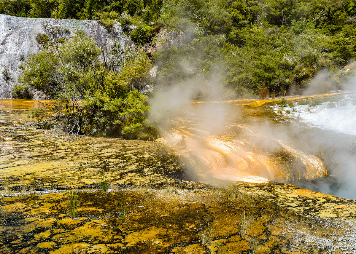 Emerald Terrace in Orakei Korako