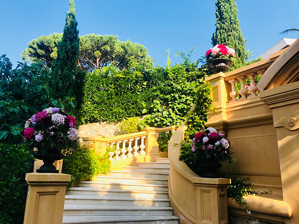 Sophisticated garden transformations for exclusive private estate events.