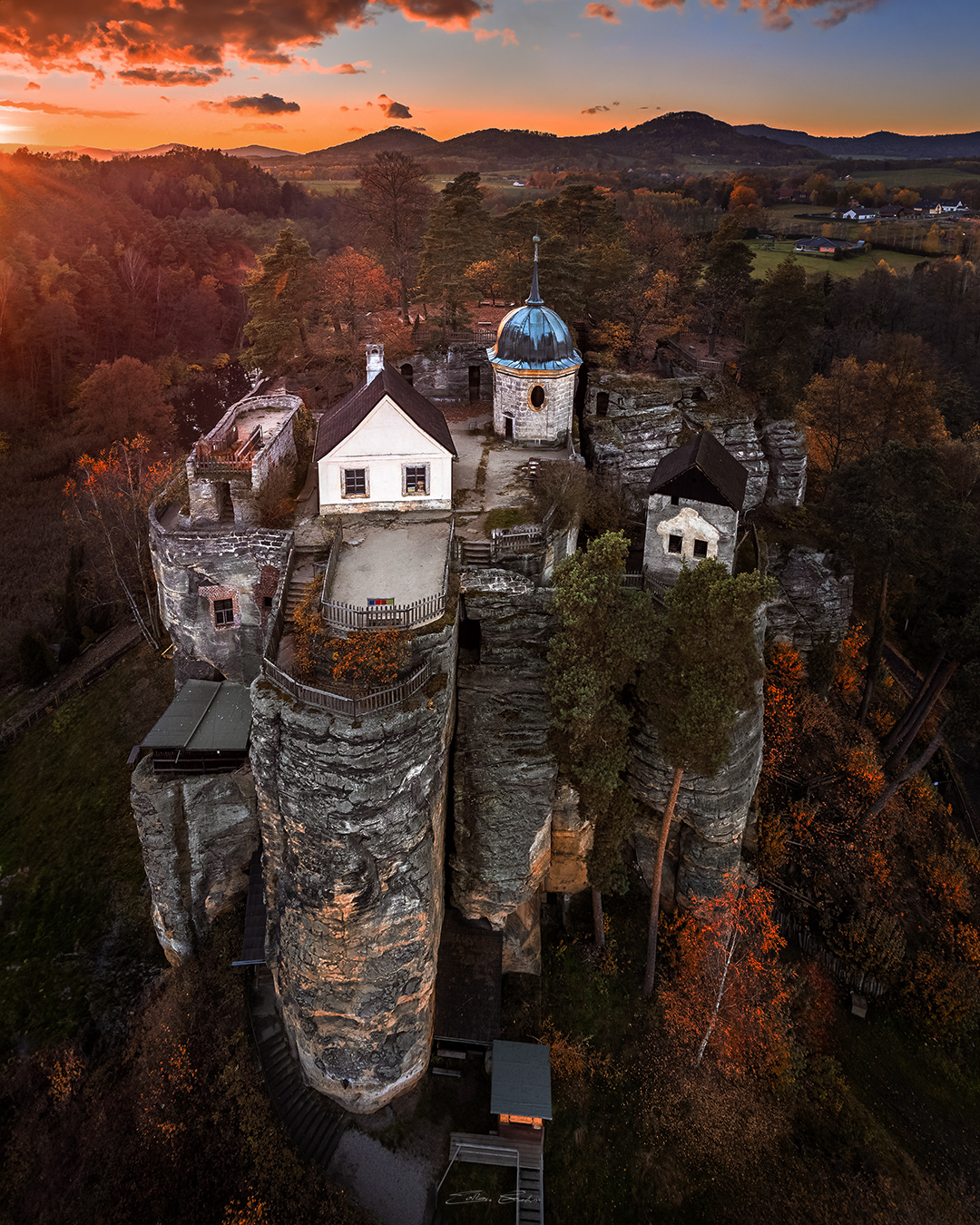 Rock Castle Sloup at sunset from above