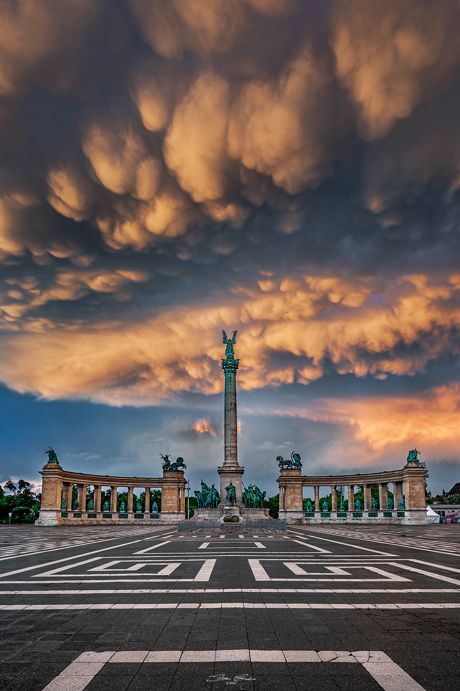 Mammatus clouds over Heroes' Square