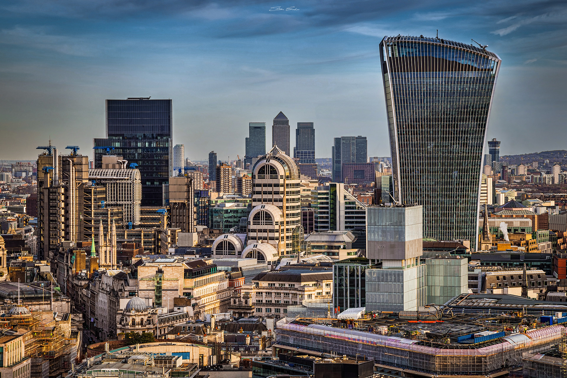 Bank and Canary Wharf