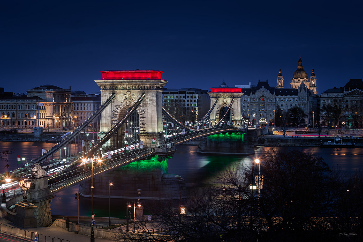 Széchenyi Chain Bridge Tricolor