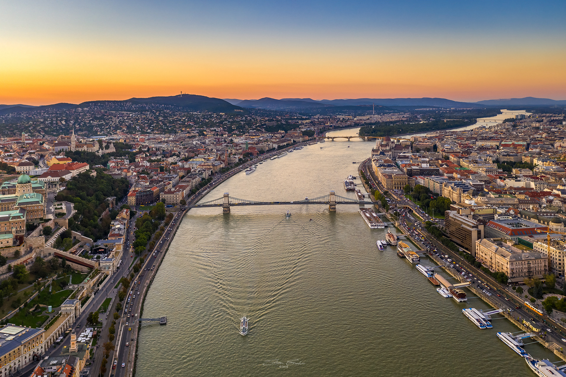 Széchenyi Chain Bridge