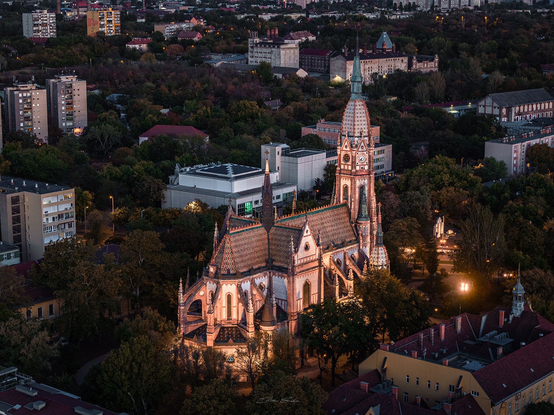 The Church of St. László from above at dusk