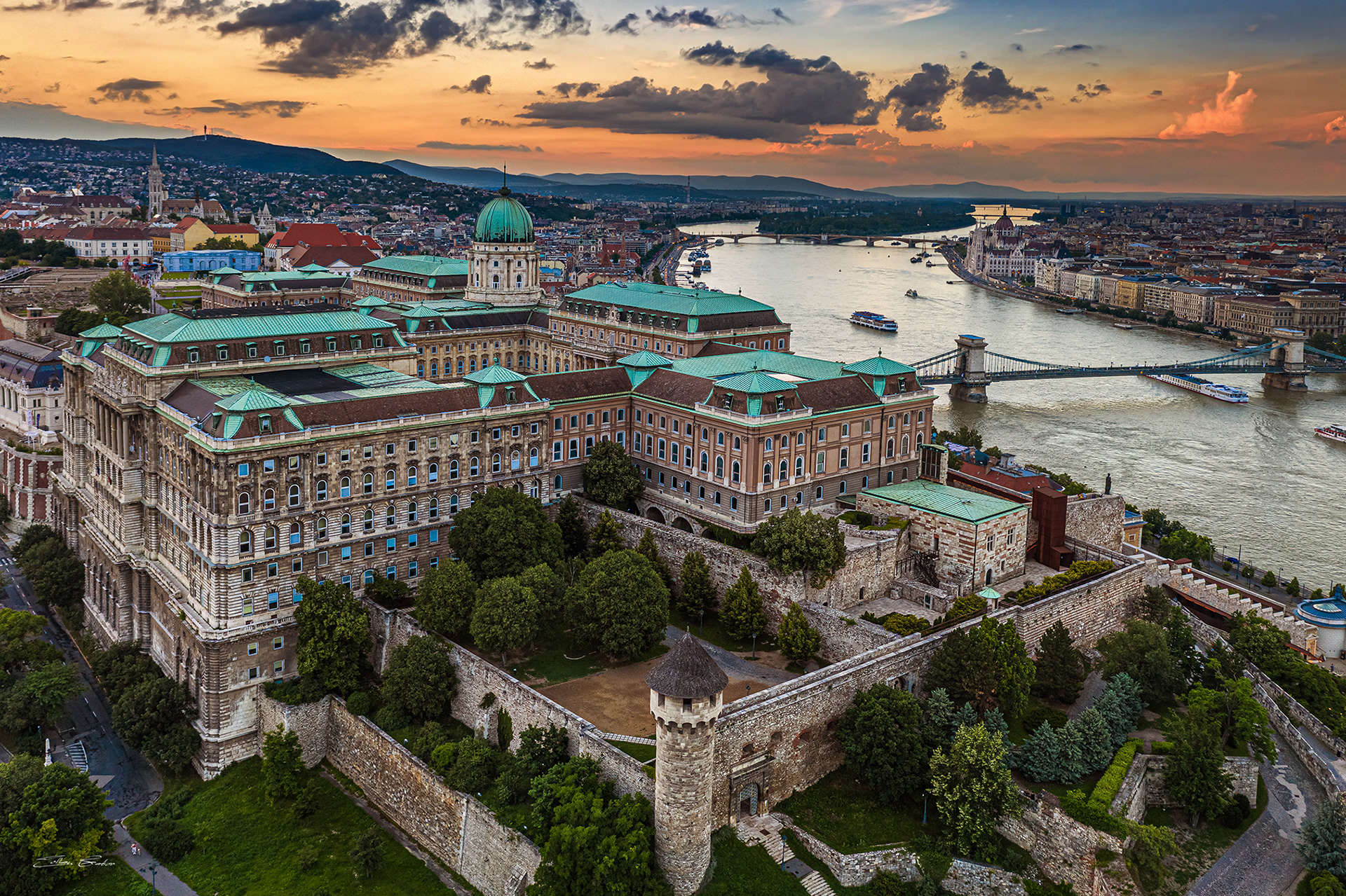 Buda Castle Royal Palace at sunset