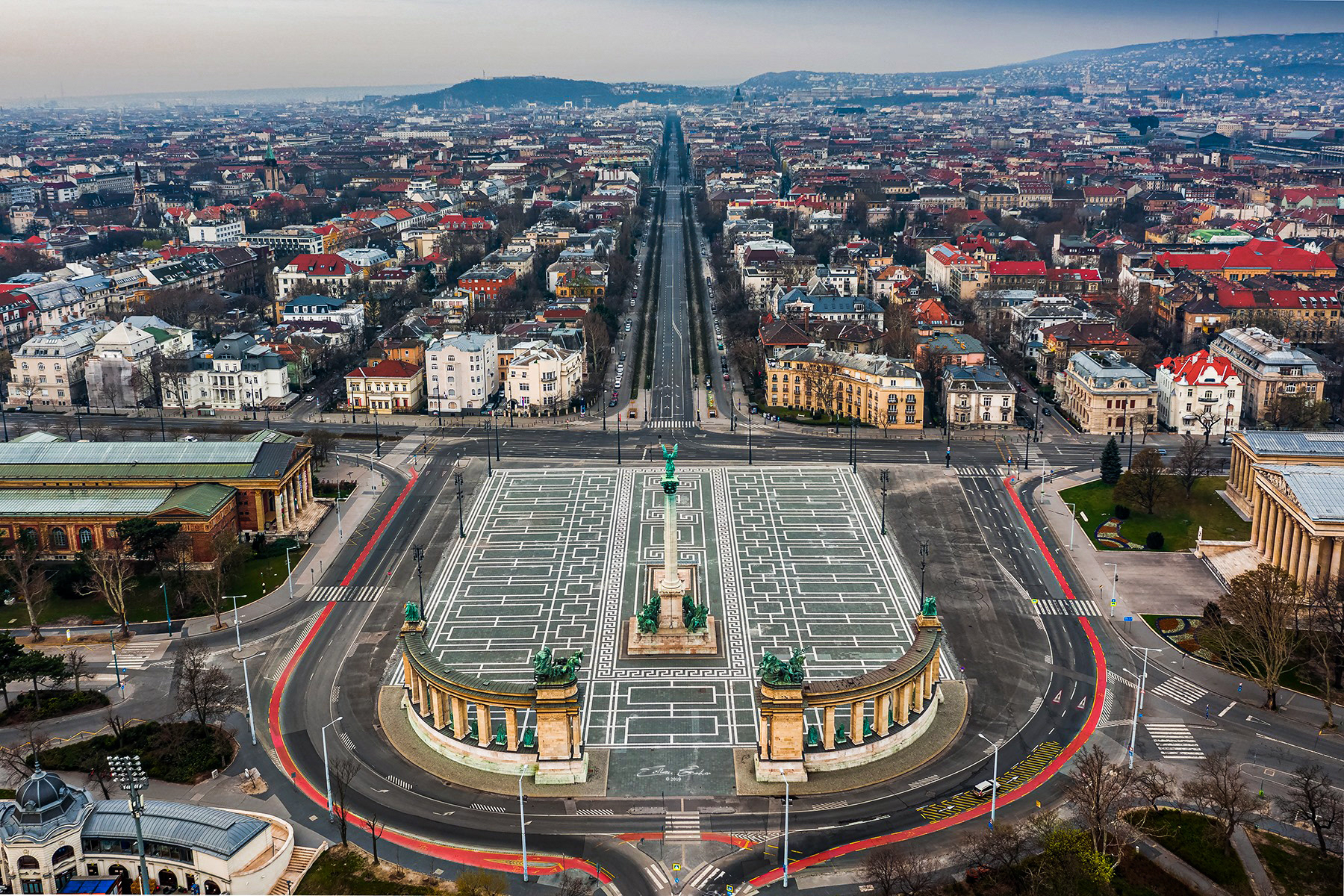 Aerial panoramic view of Heroes' Square
