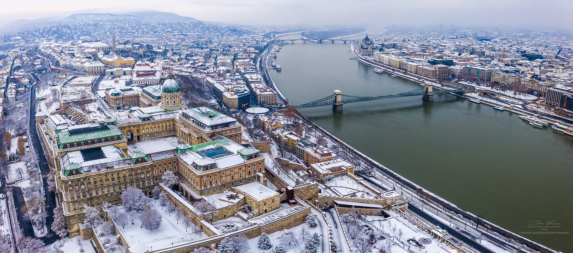 Széchenyi Chain Bridge and Buda Castle Royal Palace