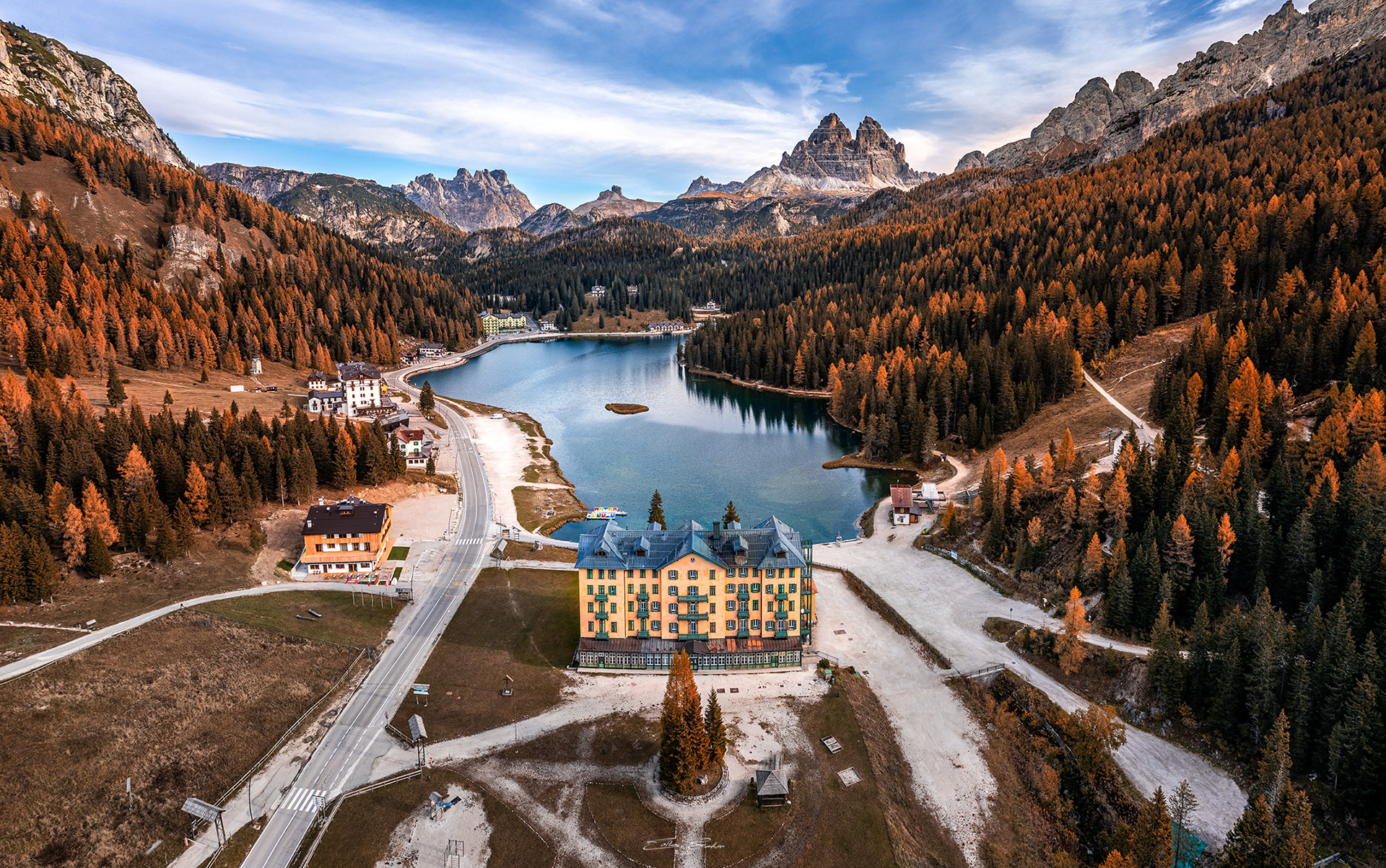 Lake Misurina