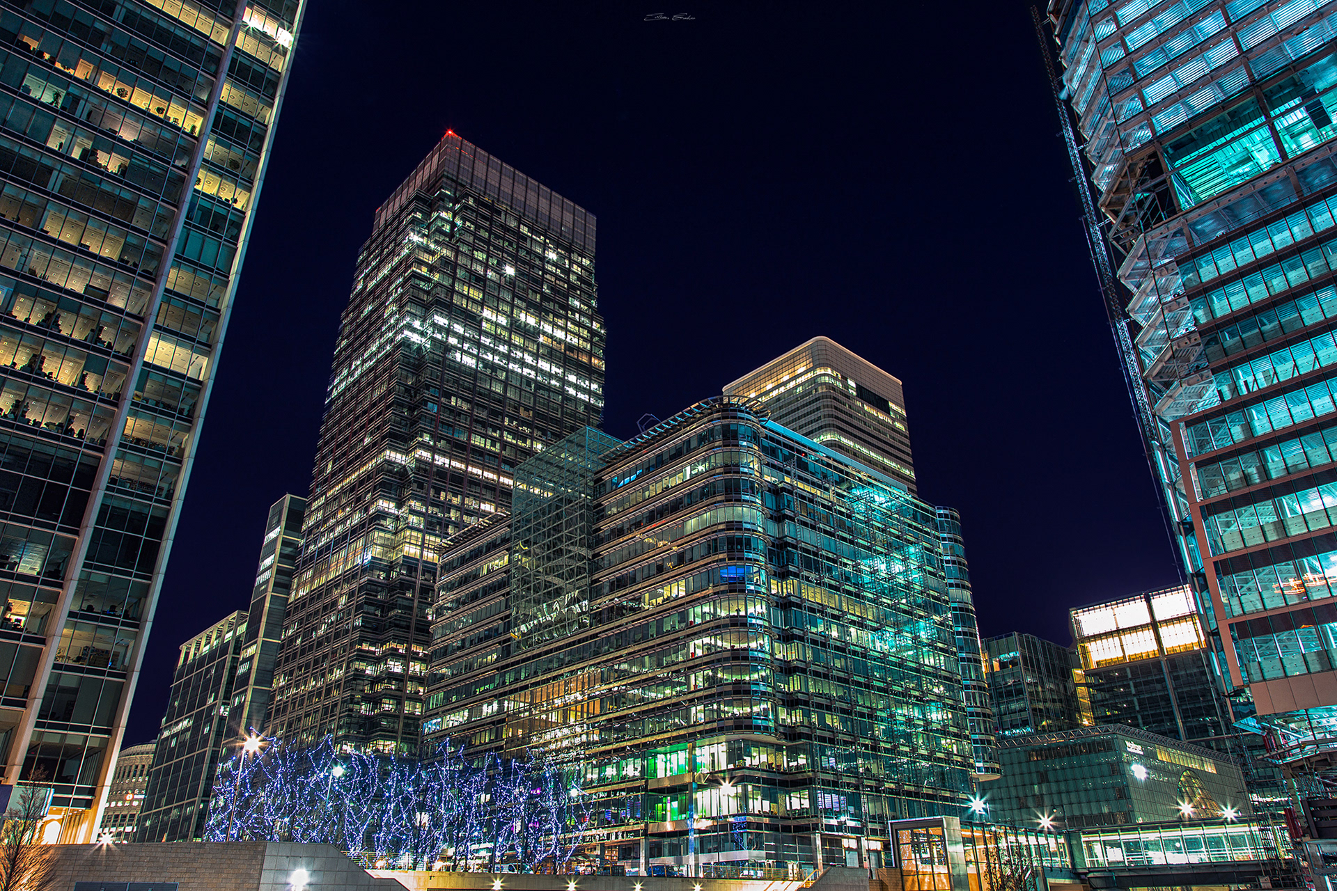 Skyscrapers of Canary Wharf by night