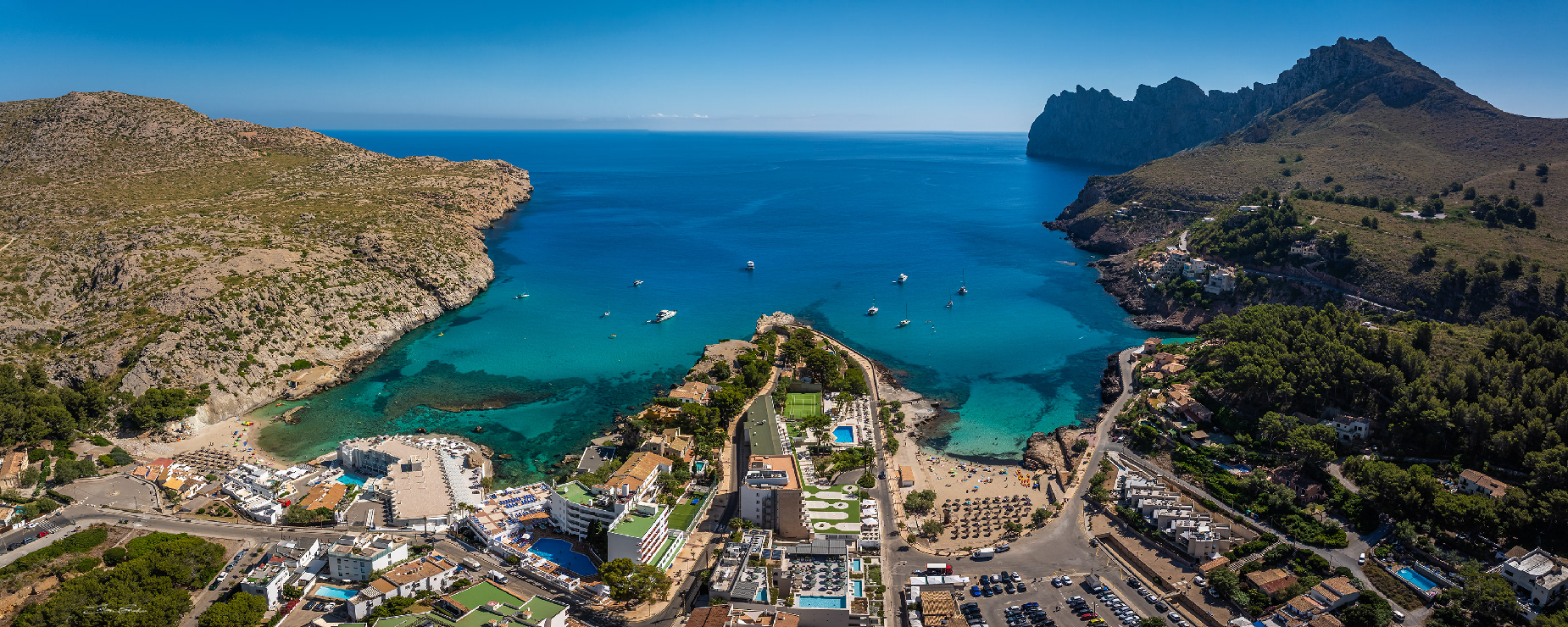 Cala Clara and Cala Molins bays at Cala Sant Vicenç