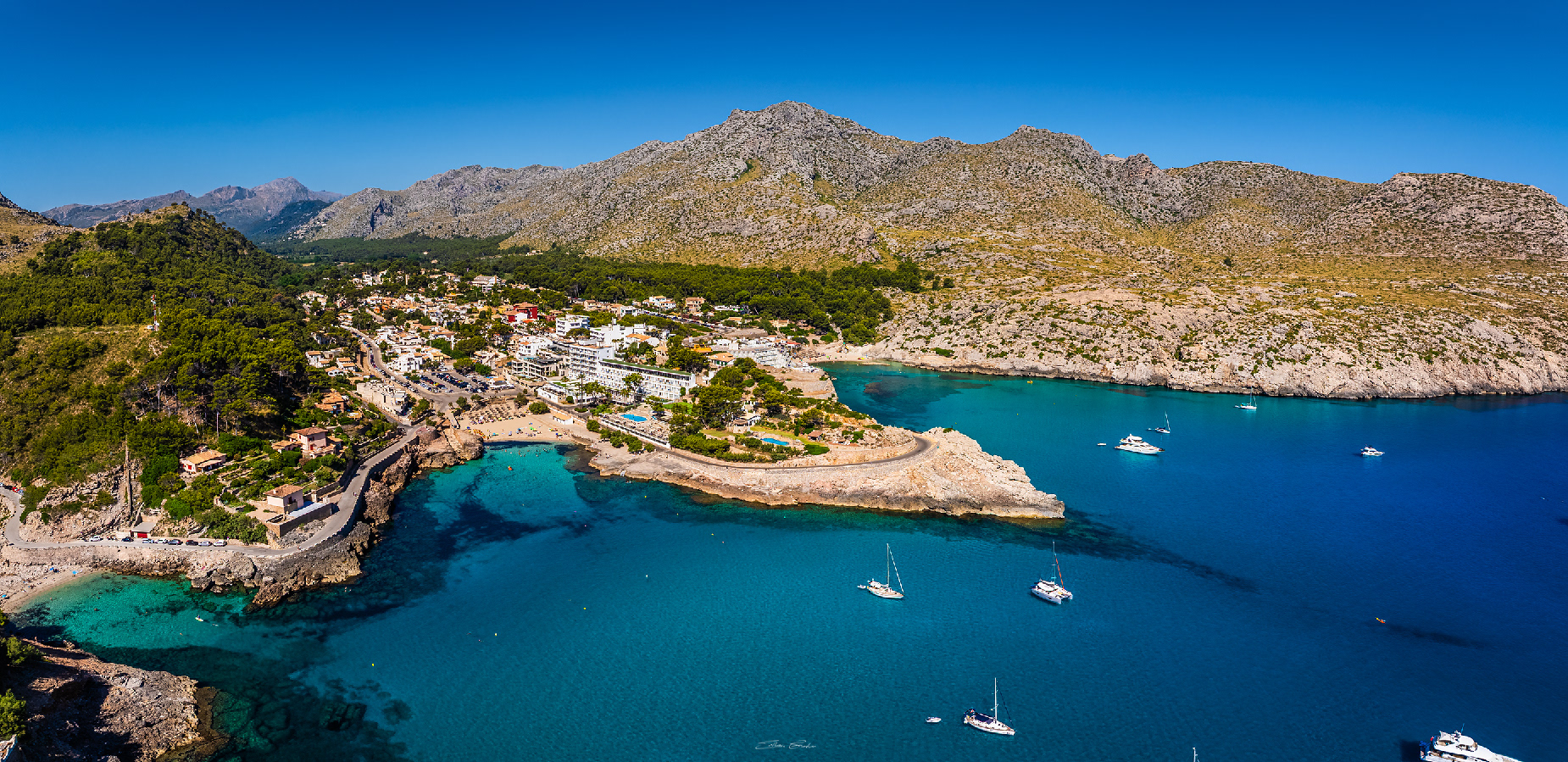 Cala Clara and Cala Molins bays at Cala Sant Vicenç
