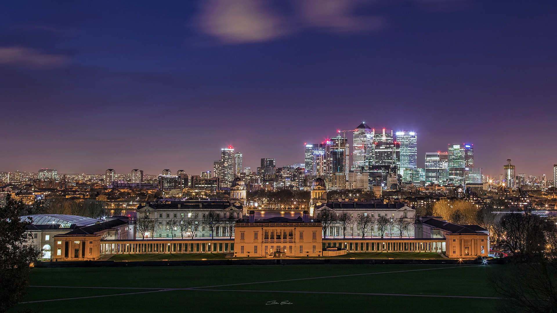 National Maritime Museum and Canary Wharf