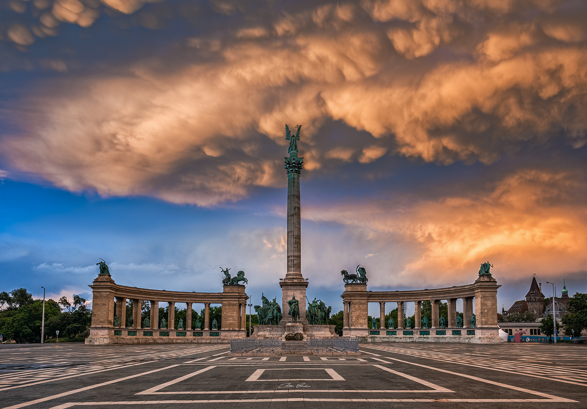 Mammatus clouds over Heroes' Square