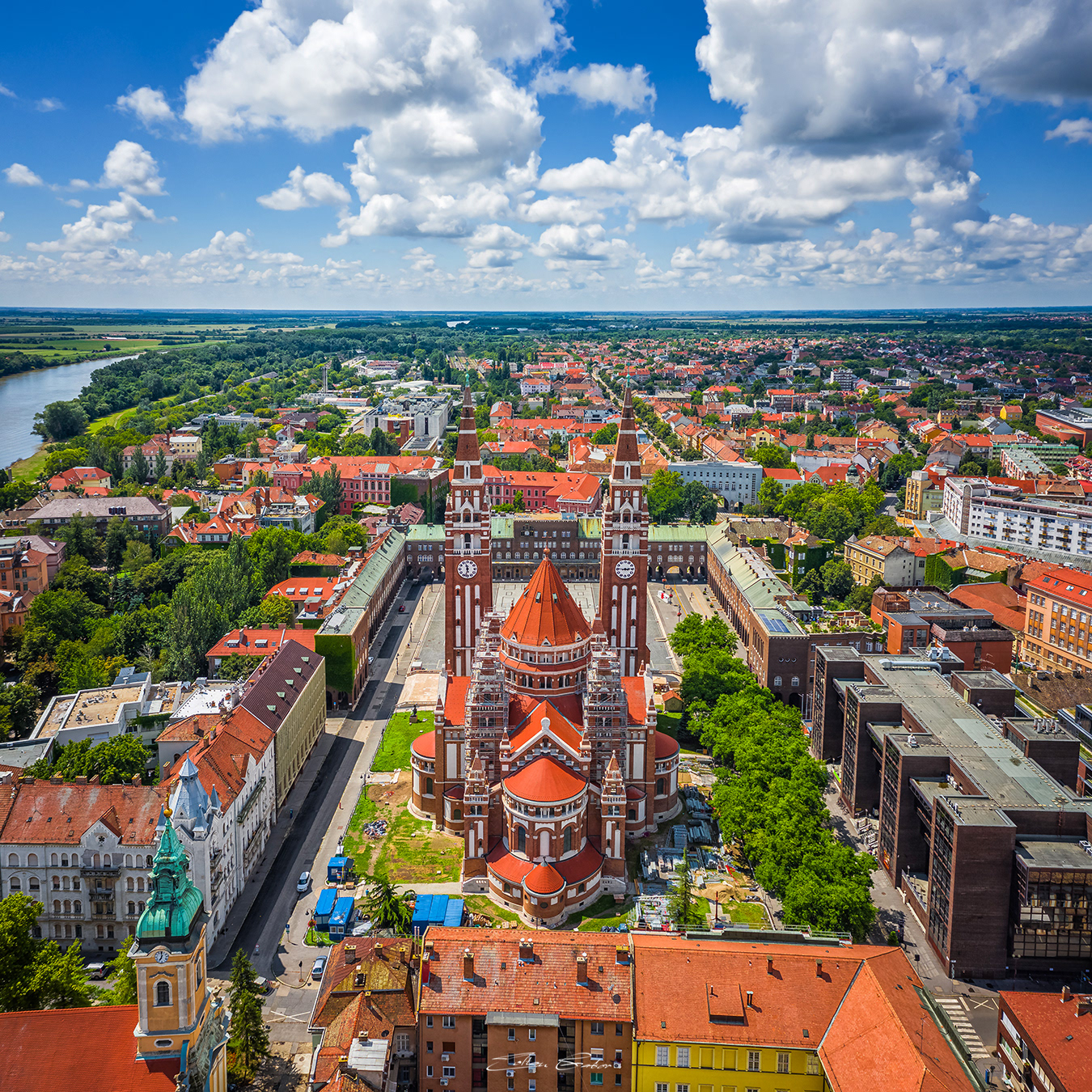 Aerial view of Szeged Cathedral / Szegedi dóm