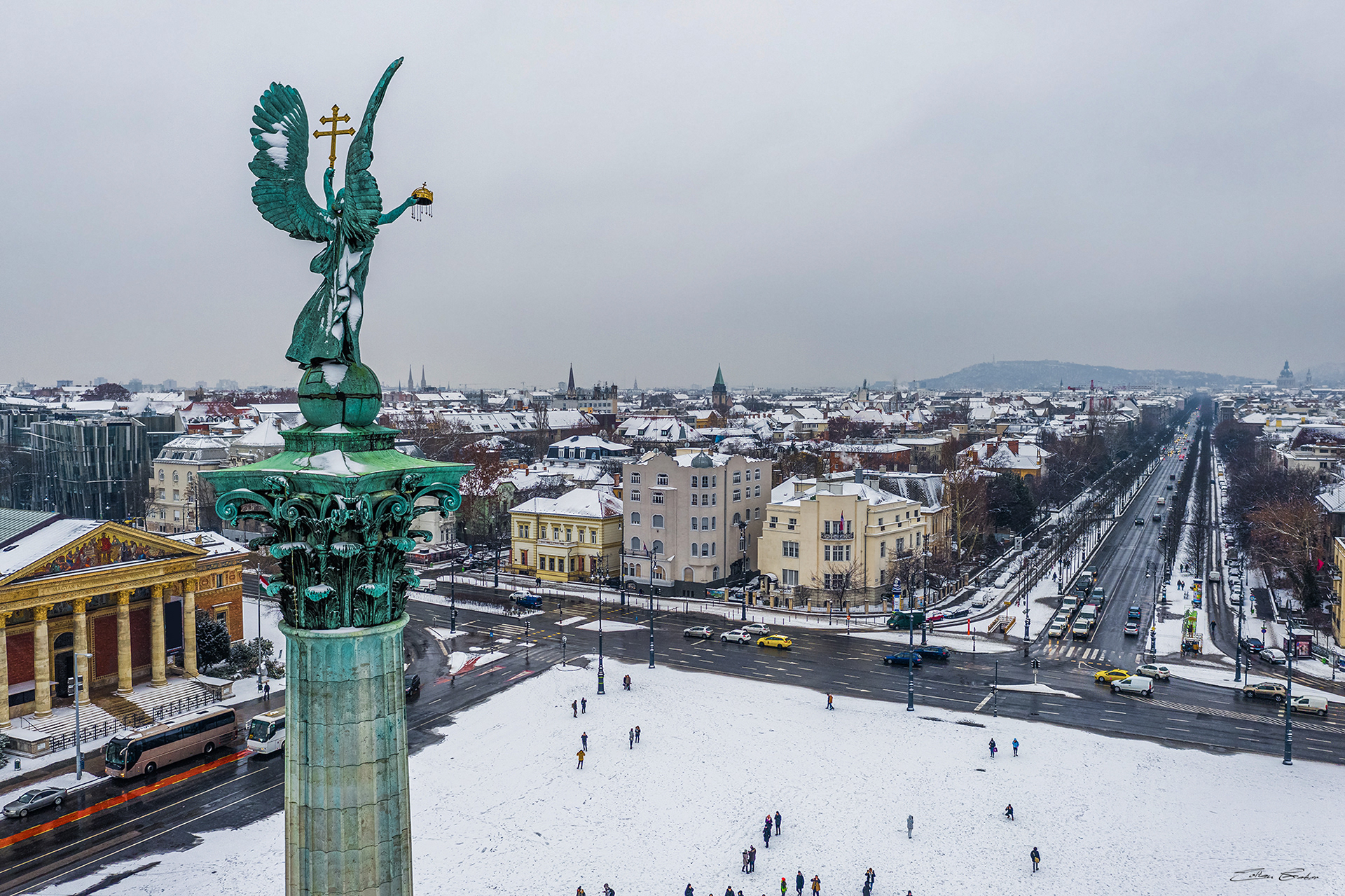 Snowy Heroes' Square