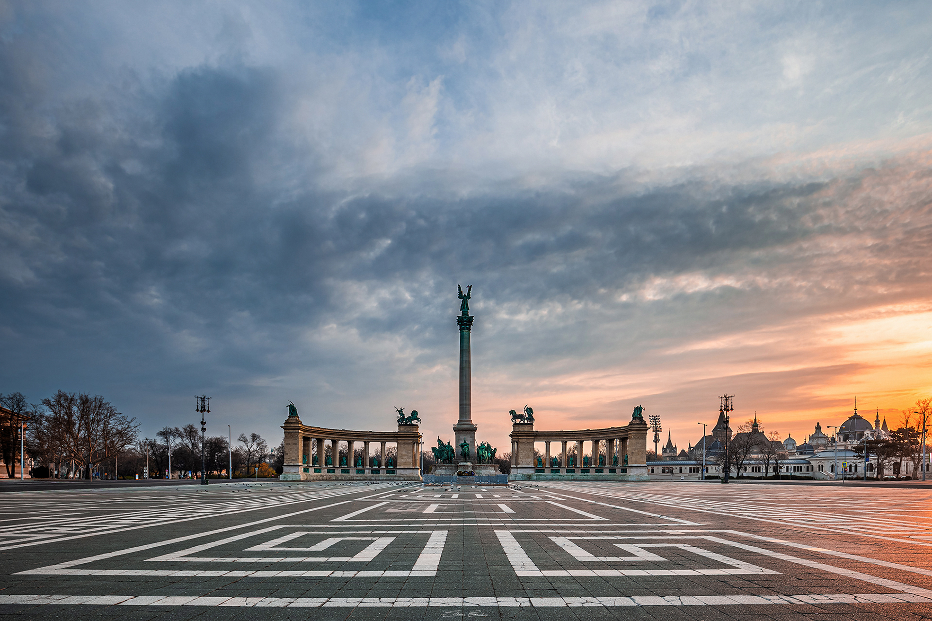Empty Heroes' Square at Covid-19 quarantine 