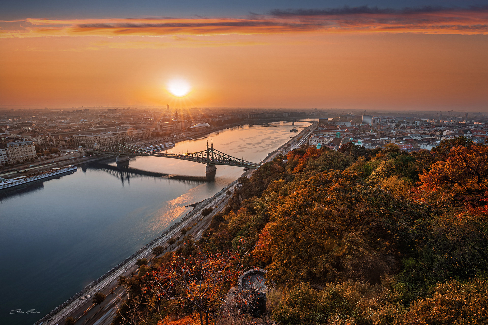Autumn sunrise at Gellert Hill with Liberty Bridge
